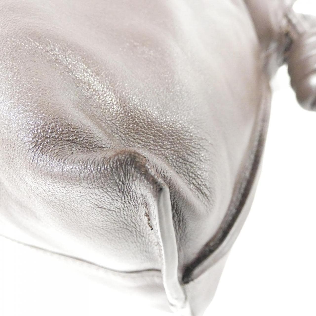 ロエベ パファー フラメンコ クラッチ A411FC1X67 バッグ