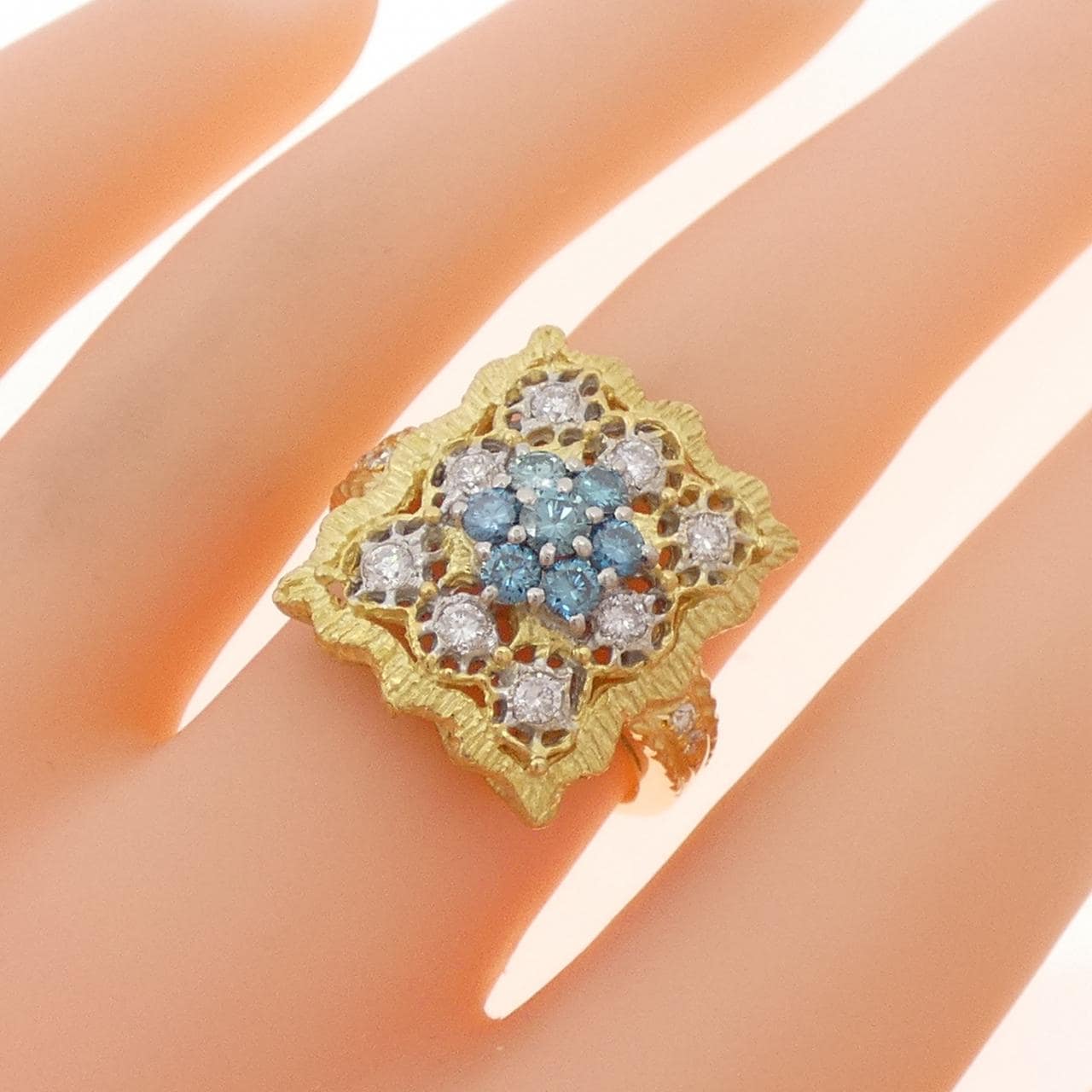 K18YG/PT900 フラワー ダイヤモンド リング 0.85CT