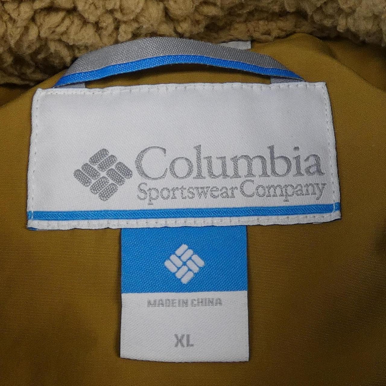 コロンビア COLUMBIA ダウンベスト