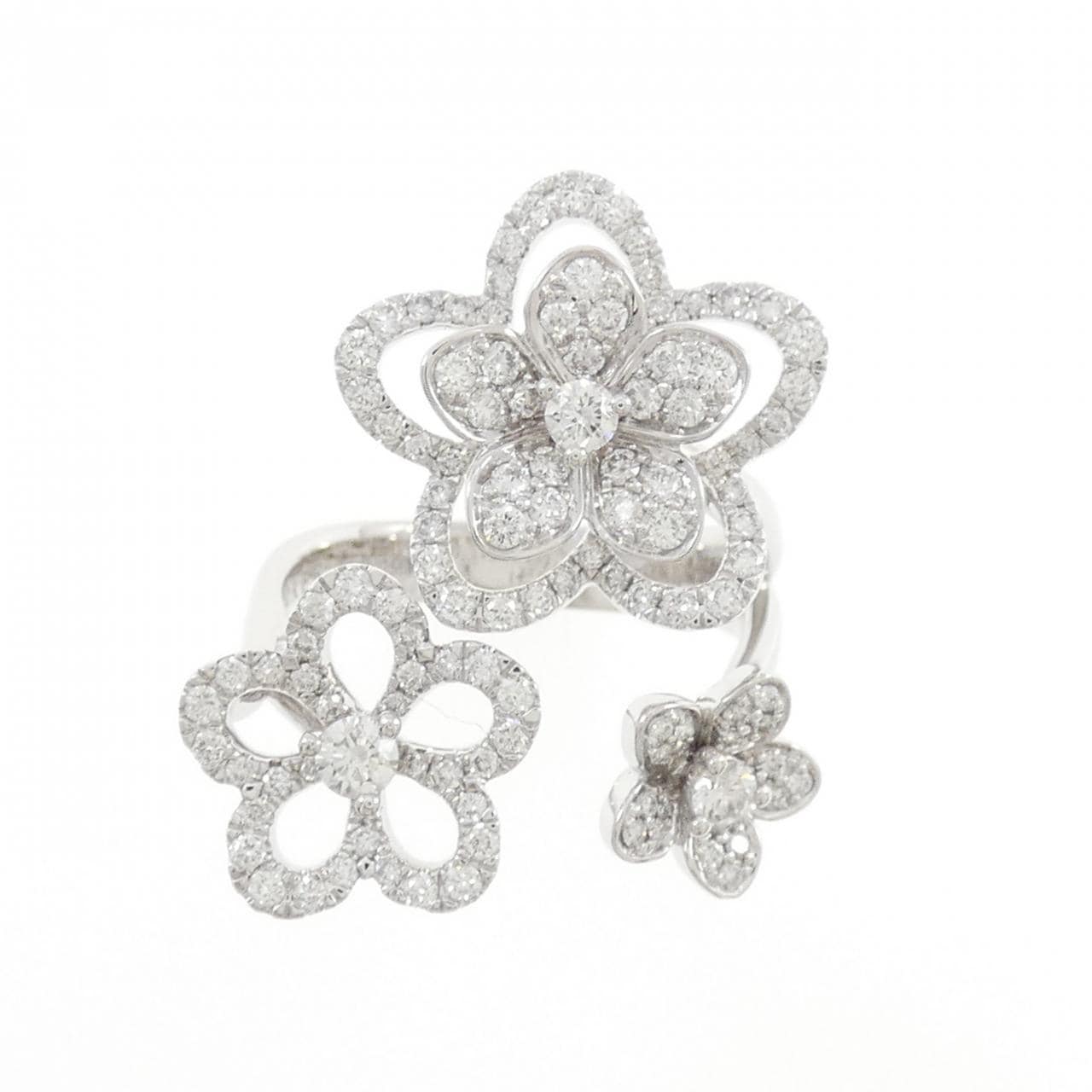 Graff wildflower triple ring