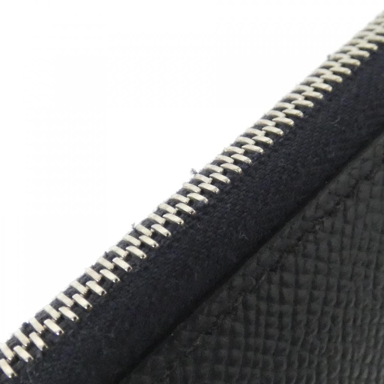 エルメス EN LIBERTE シルク イン クラシック 084387CK 財布