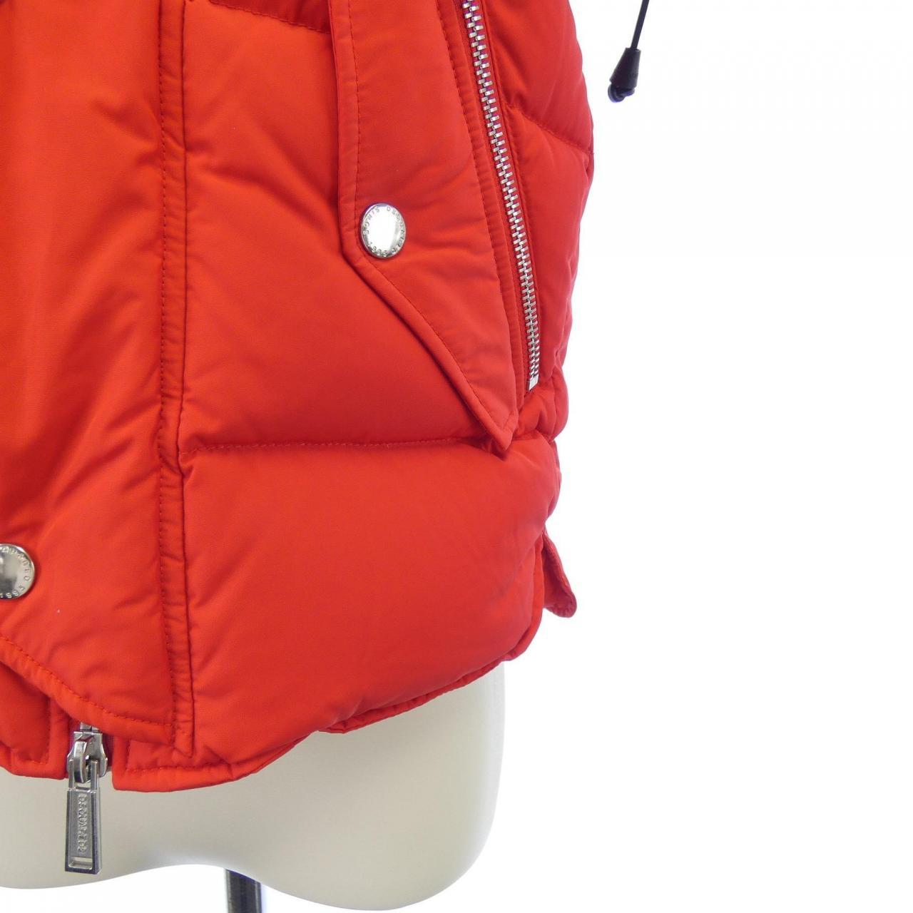 ディースクエアード DSQUARED2 S72FB0093S48199 ダウンベスト