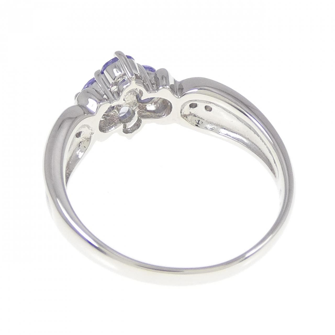 PT flower Tanzanite ring