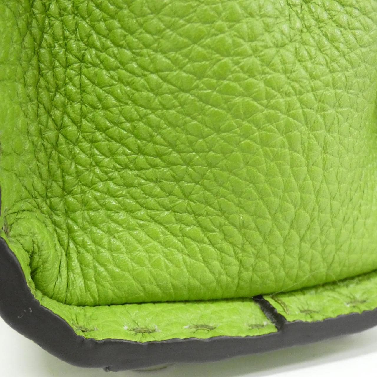 フェンディ SELLERIA ピーカブー ミニ 8BN244 AEW7 バッグ