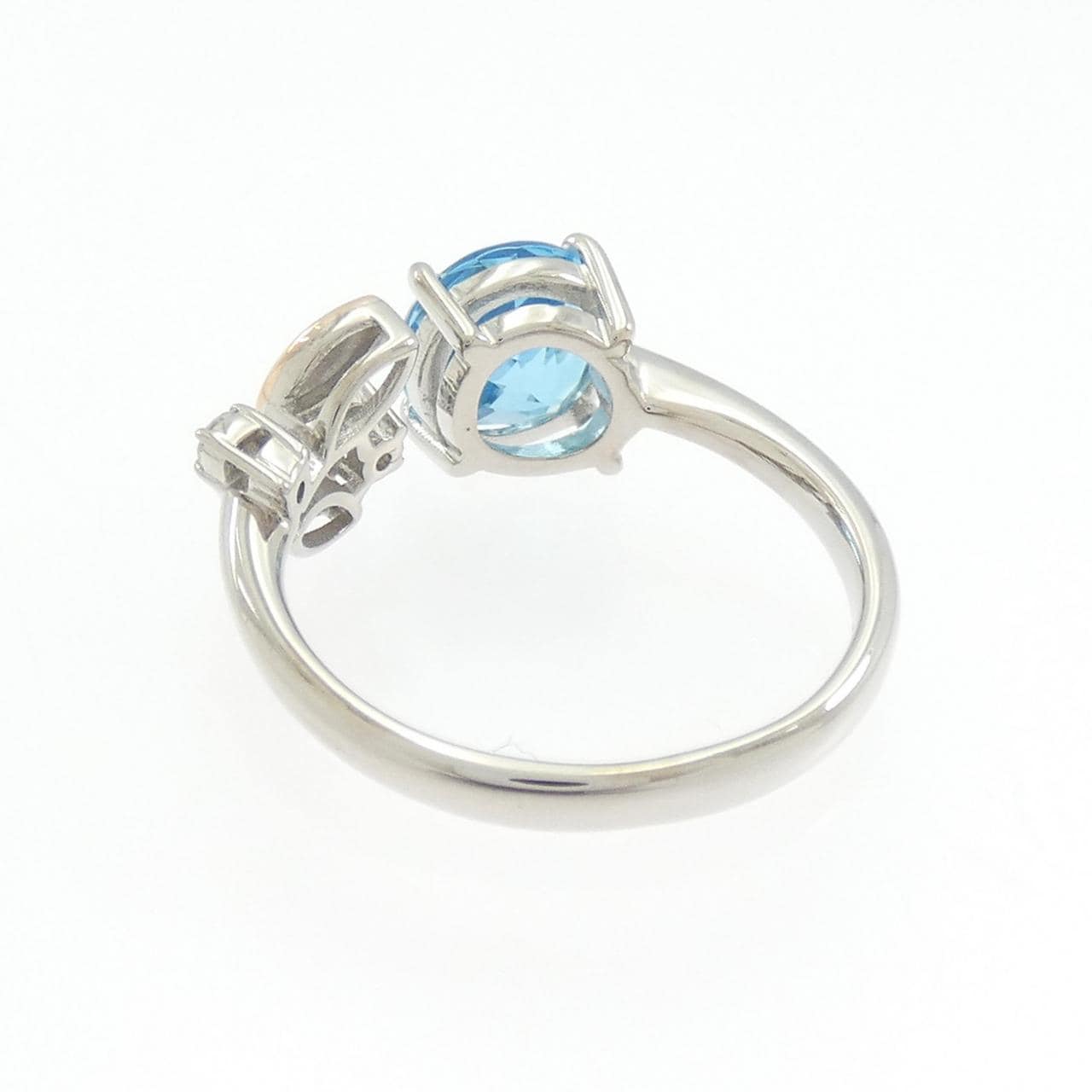 750WG/750PG ブルートパーズ リング