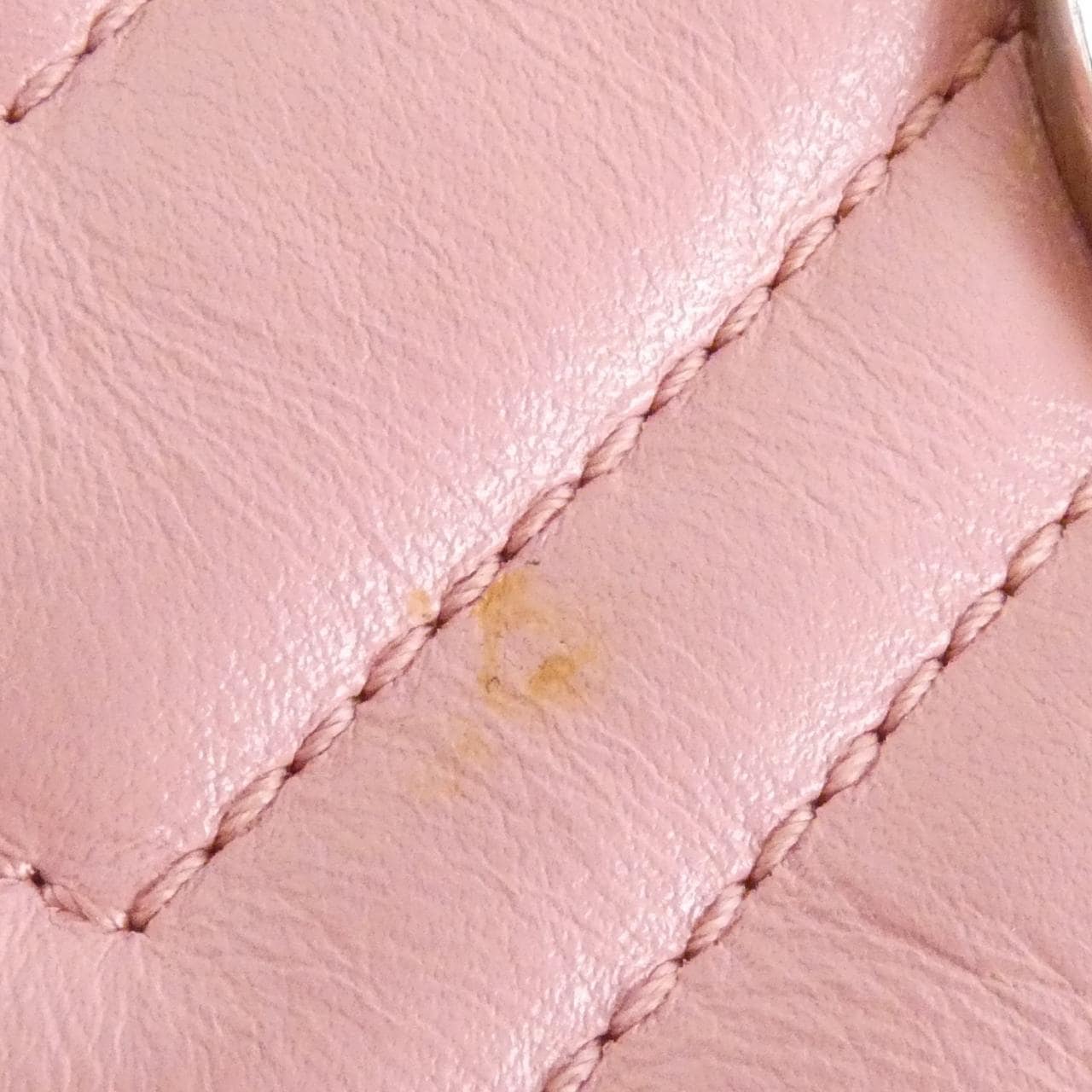 グッチ GG MARMONT 447632 DTD1Y ショルダーバッグ