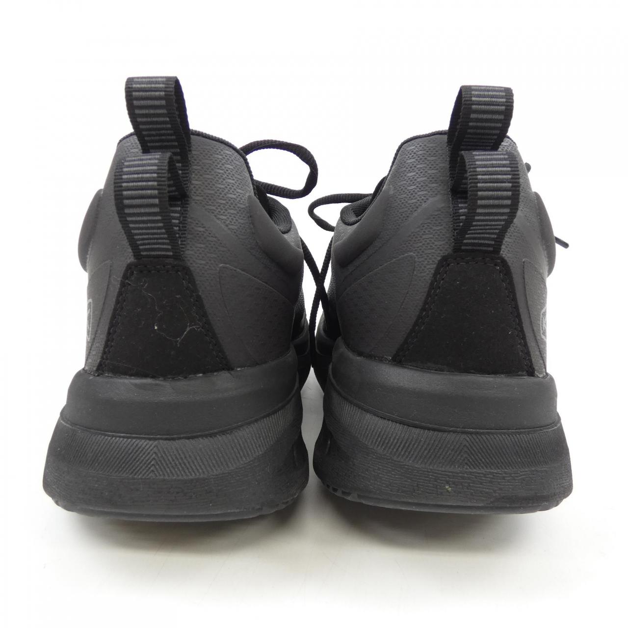 キーン KEEN 1028026 スニーカー