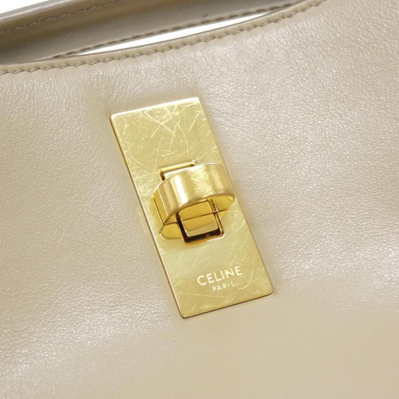 CELINE Teen Bucket 16 197573CR4 包