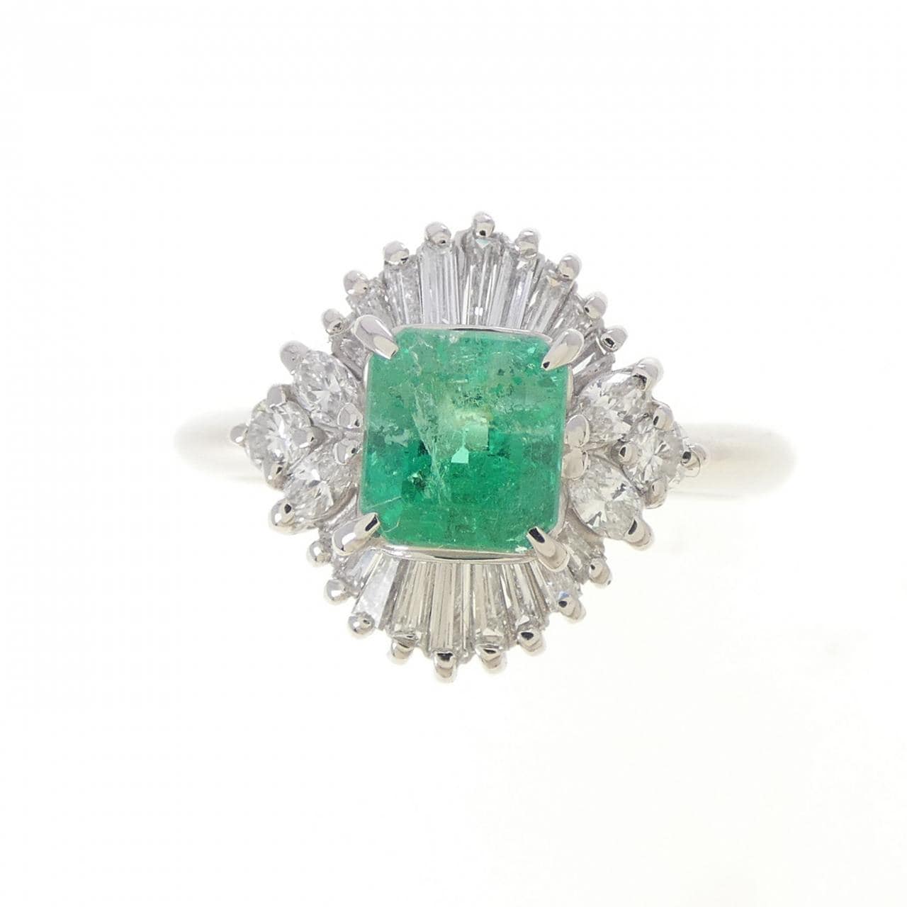 PT900 エメラルド リング 0.82CT