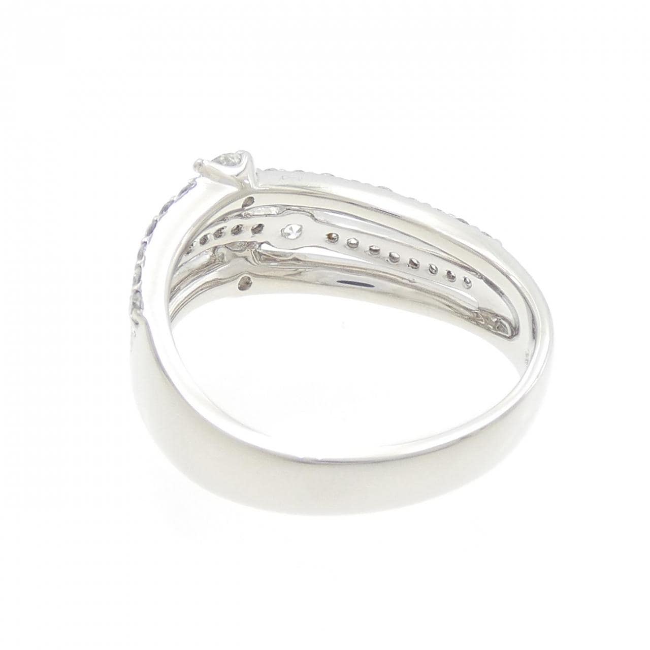 TRILOGY Diamond Ring 0.70CT
