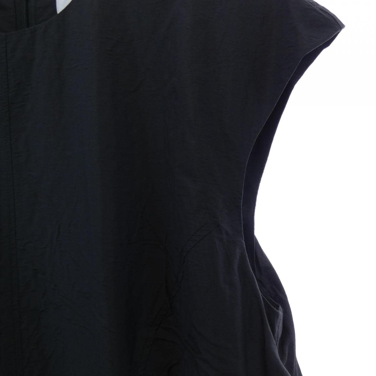 アドーア ADORE ワンピース