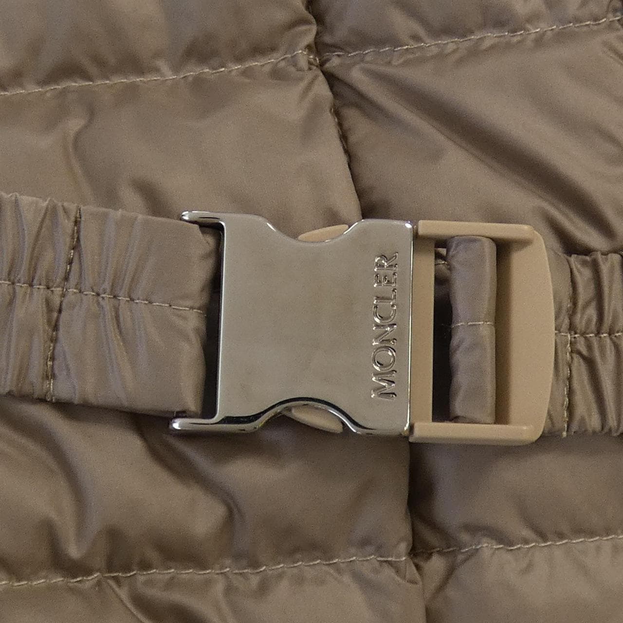 モンクレール MONCLER OREDONNE ダウンコート