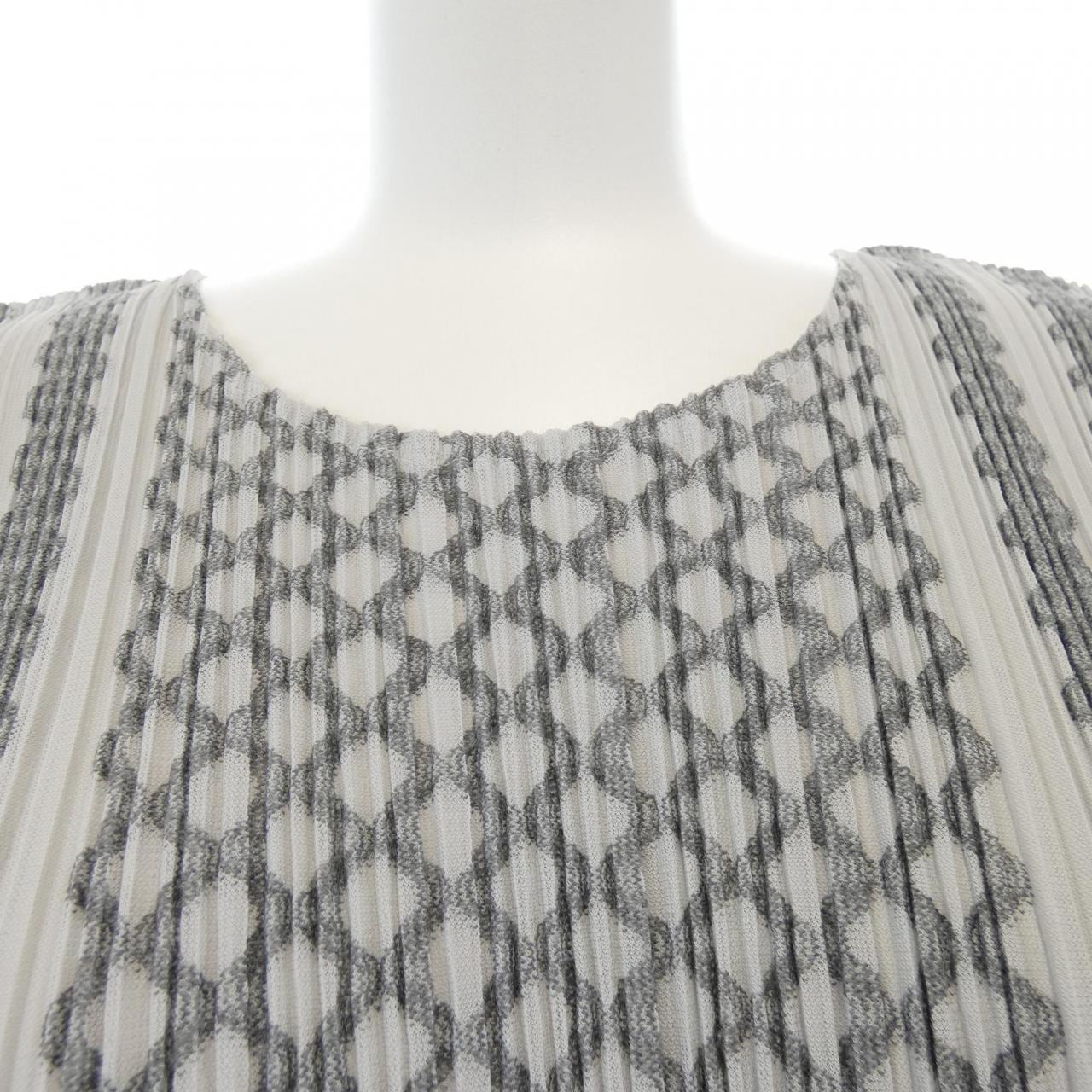 プリーツプリーズ PLEATS PLEASE PP73-JK482 トップス