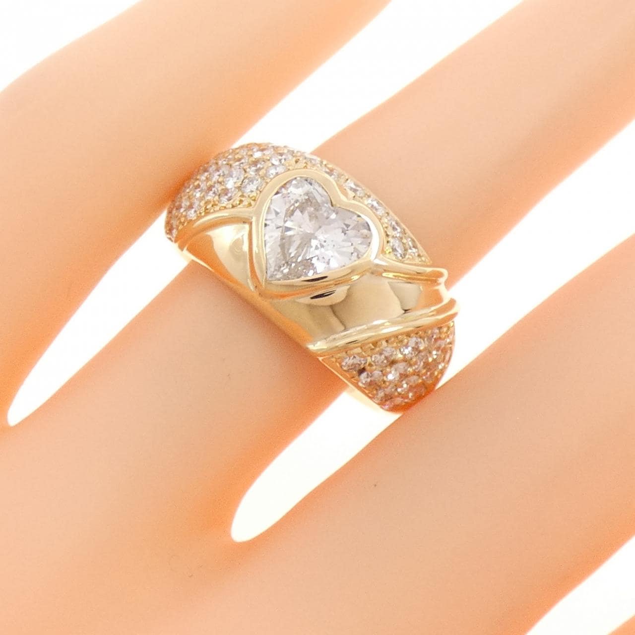 K18YG パヴェ ハート ダイヤモンド リング 0.885CT