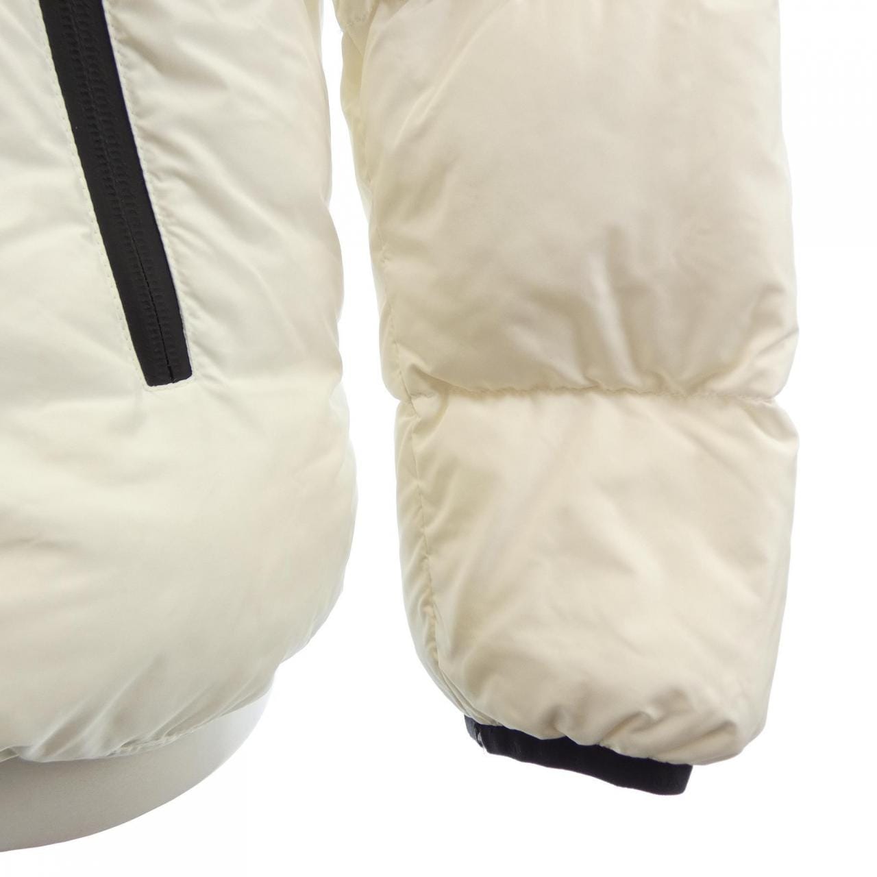 モンクレール MONCLER MONTCLA ダウンジャケット