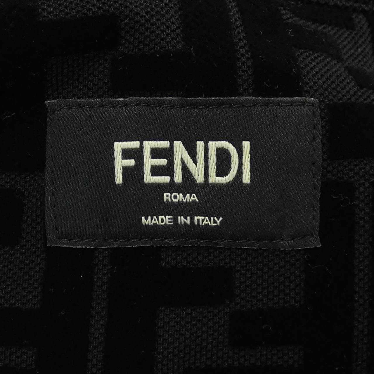FENDI T 卹