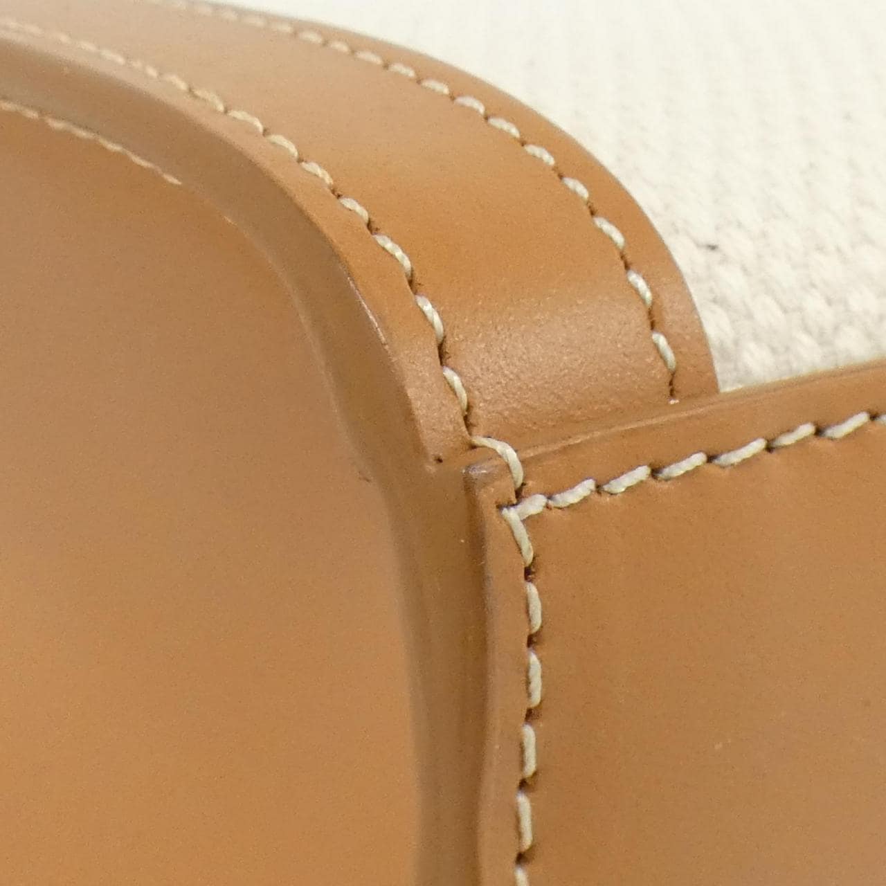 セリーヌ ミニ バーティカル カバ 193302BNZ バッグ