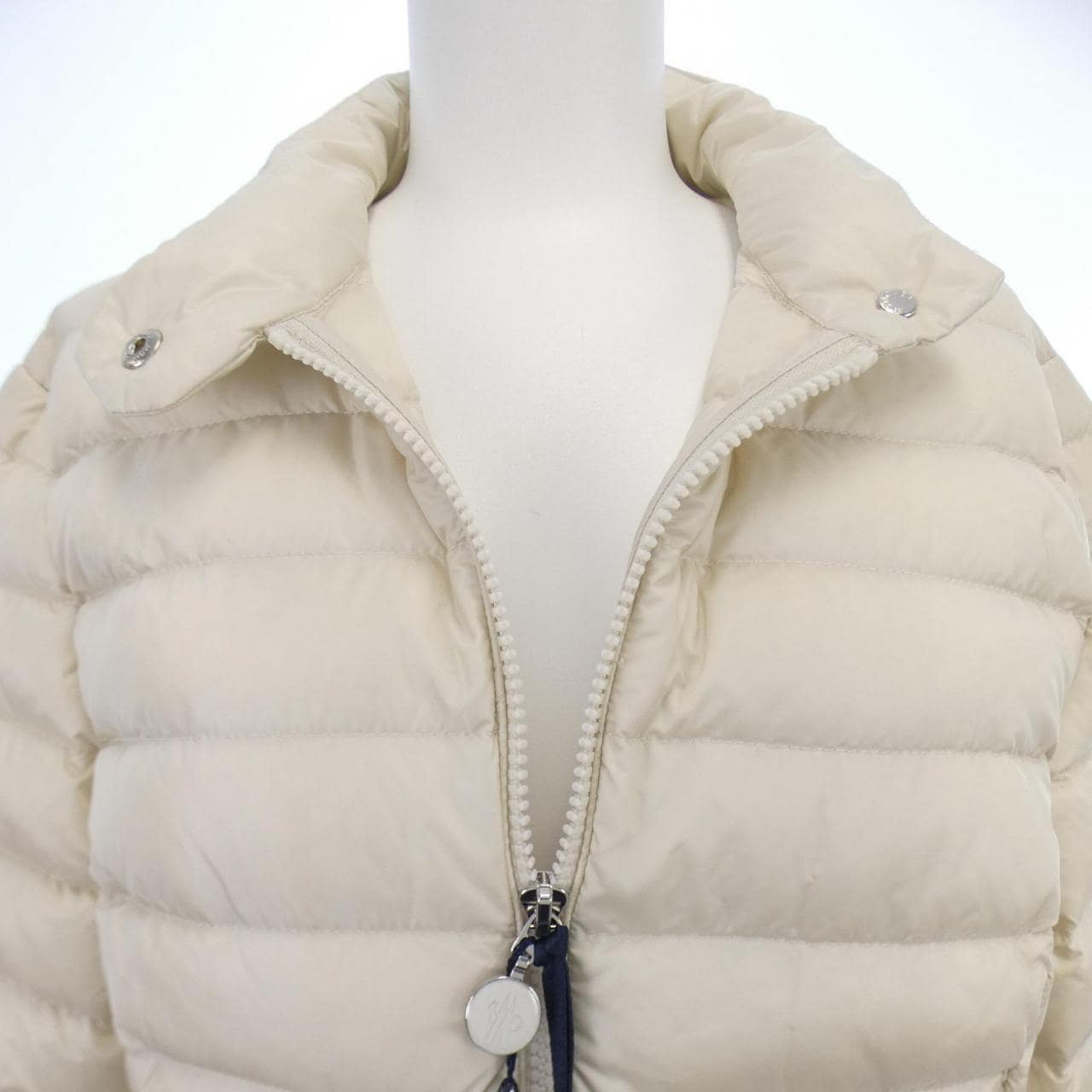 モンクレール MONCLER ダウンジャケット