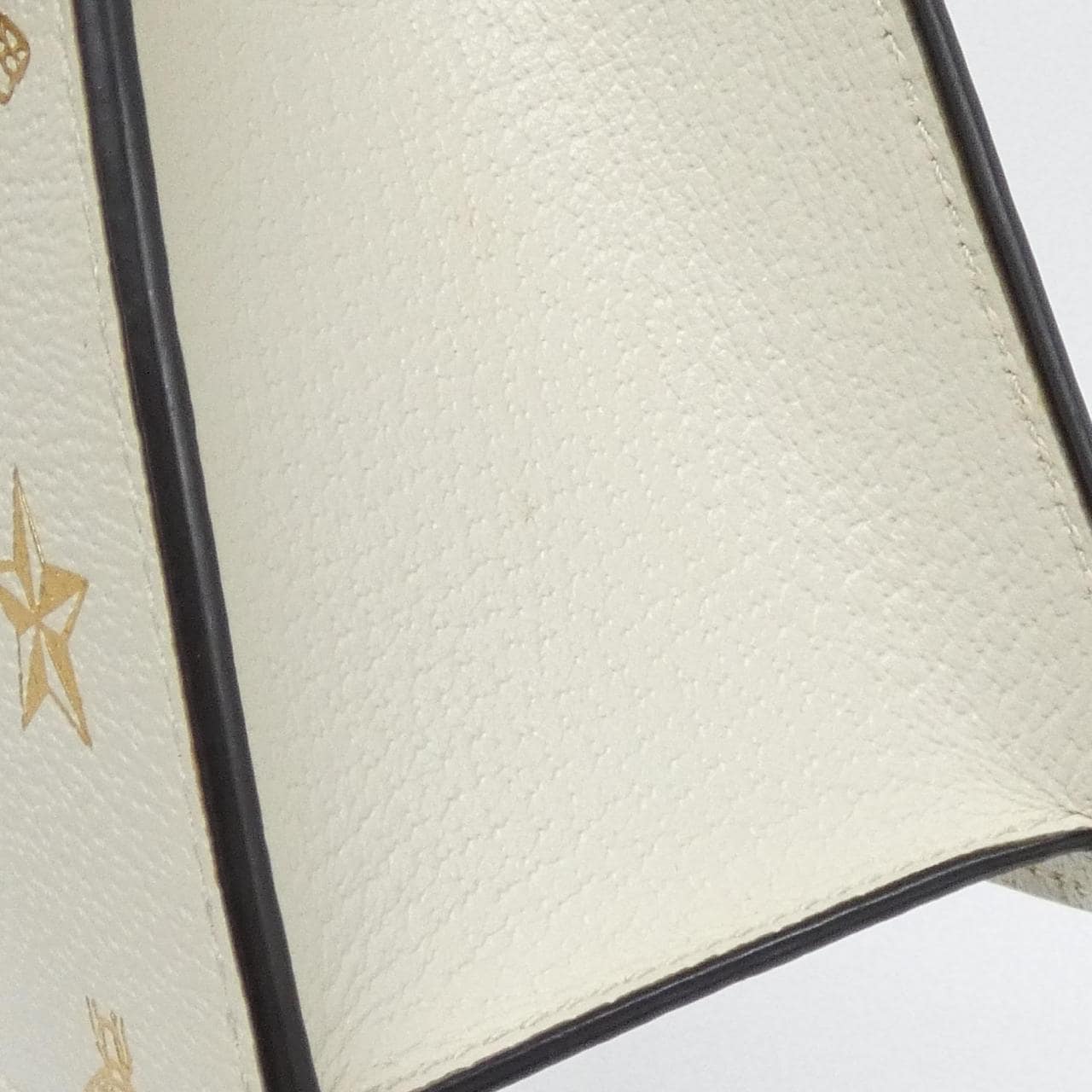 グッチ SYLVIE 470270 バッグ