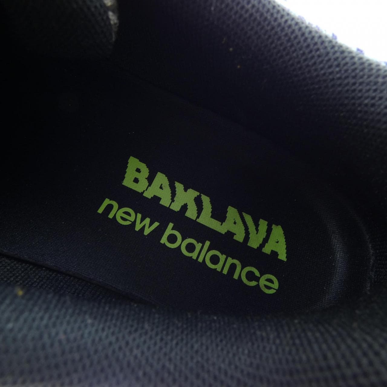 ニューバランス NEW BALANCE M1906RON スニーカー