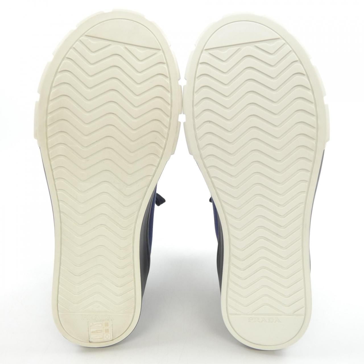 プラダ PRADA スニーカー