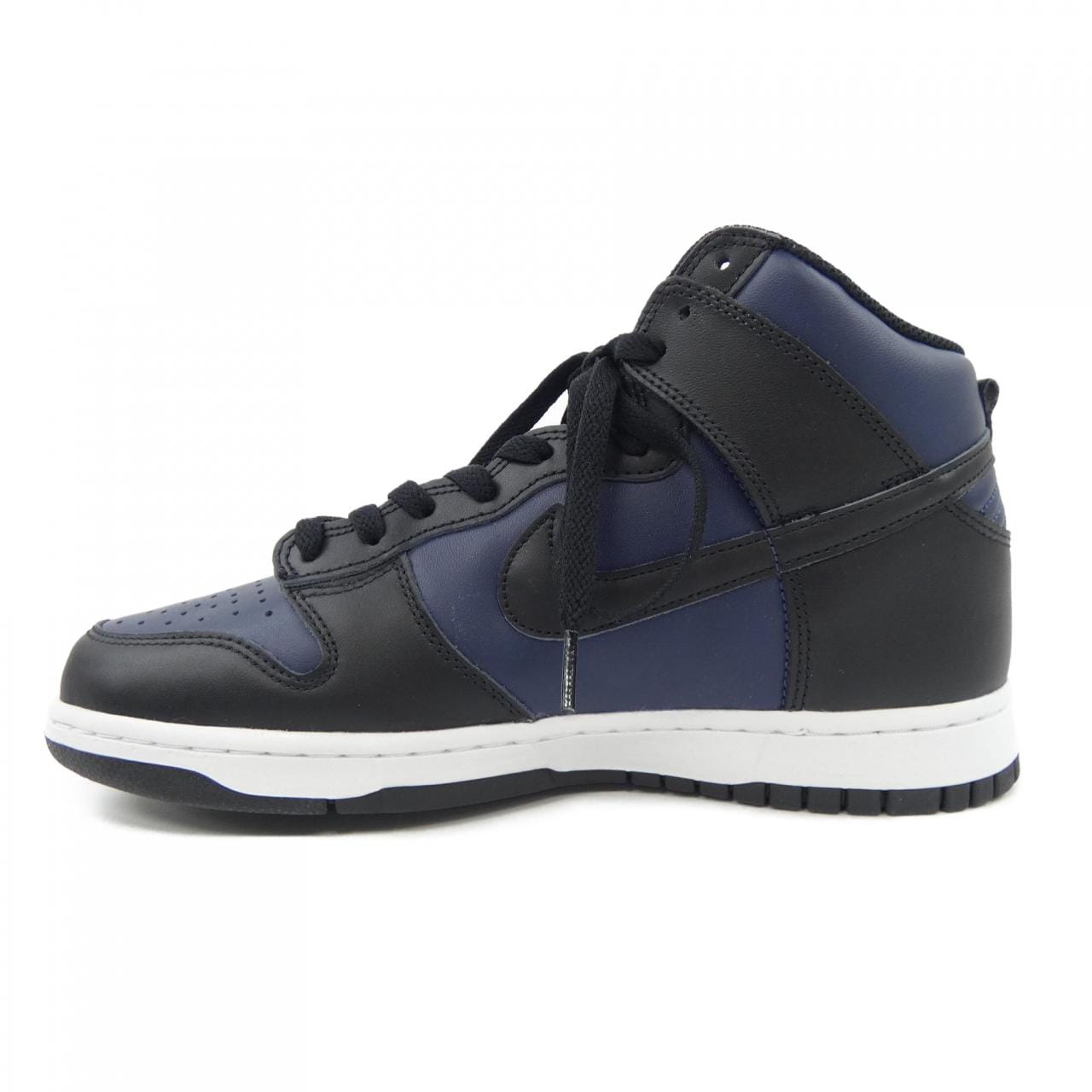 ナイキ NIKE DJ0383-400 スニーカー