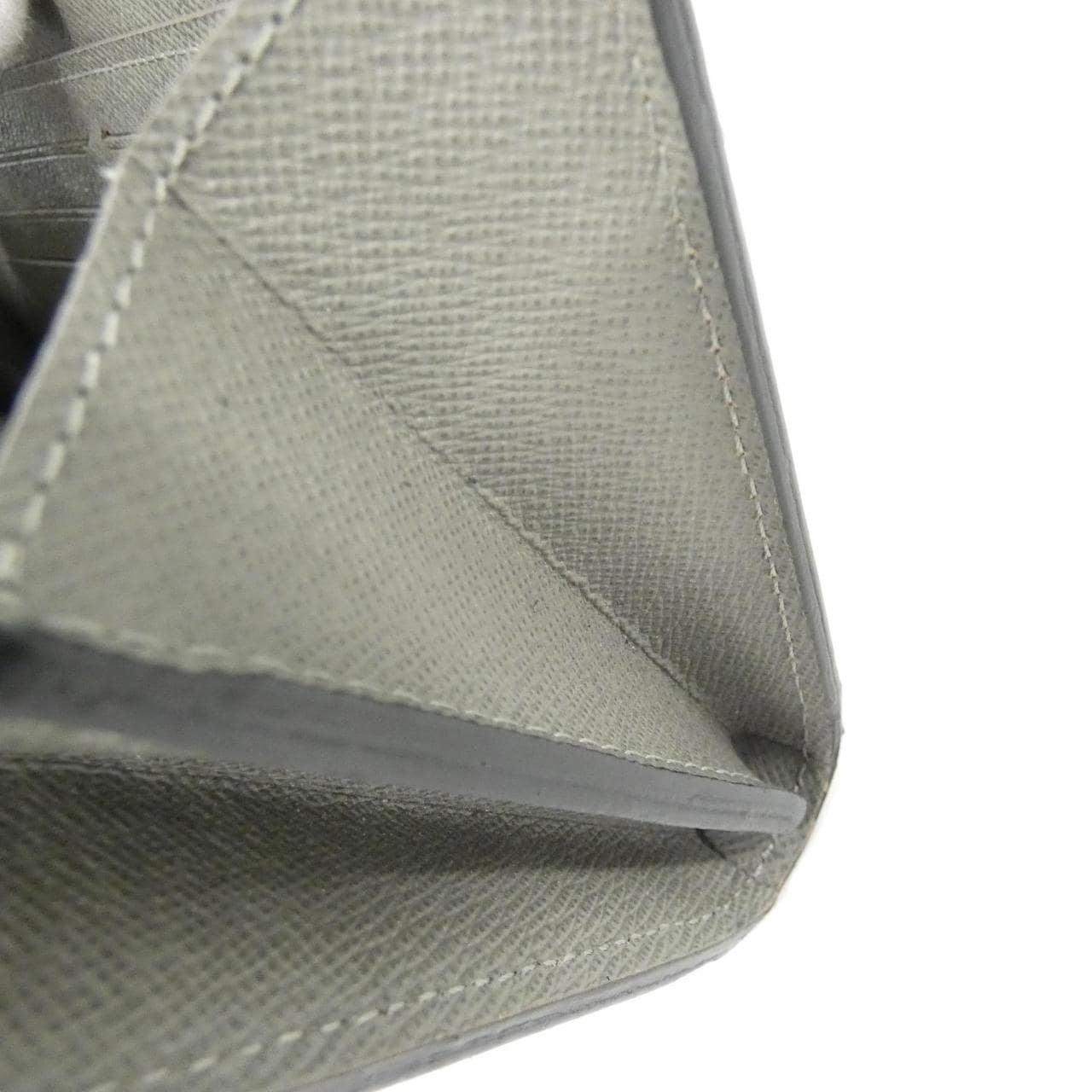 ルイヴィトン モノグラム チタニウム ポルトフォイユ コスモス M63237 財布