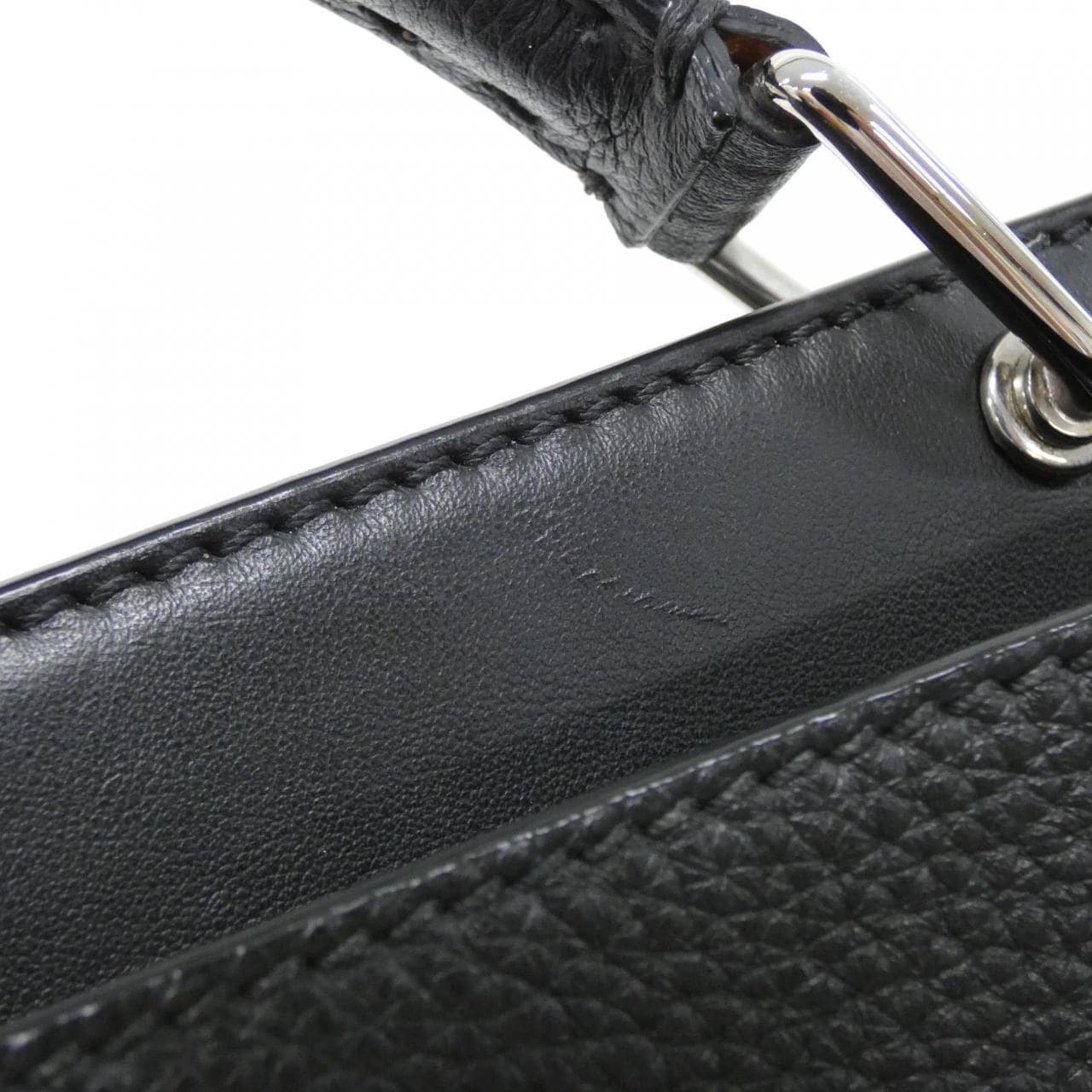 FENDI SELLERIA Pea Kavu Essential 7VA476 A91A 手袋