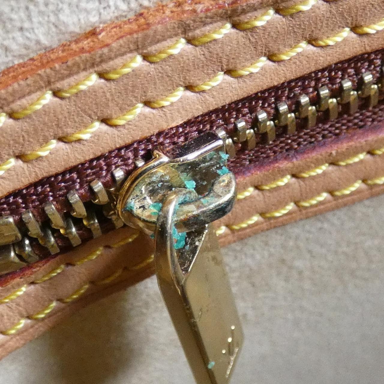 ルイヴィトン モノグラム ルーピング GM M51145 ショルダーバッグ