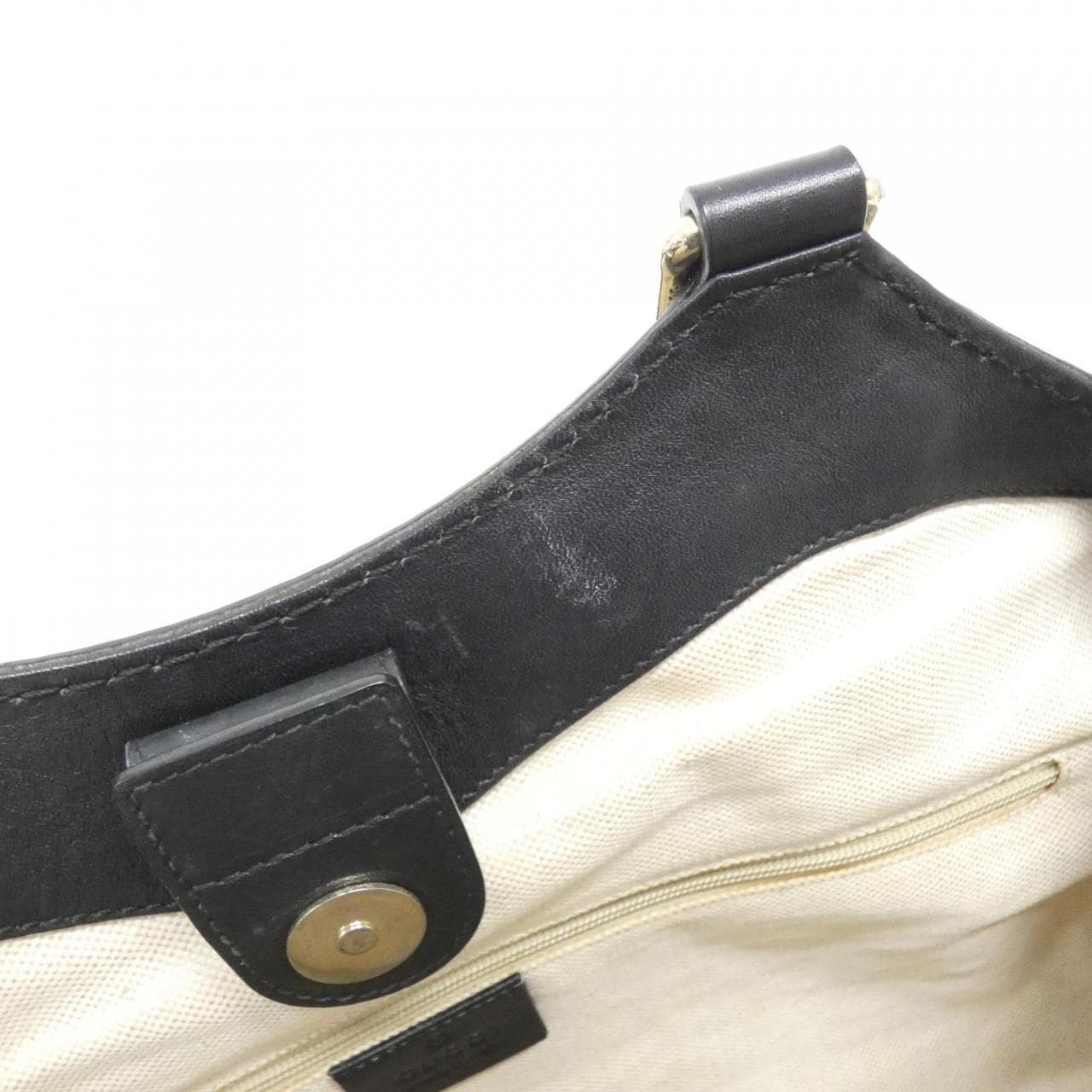 Gucci Suki 211944 KD01G包