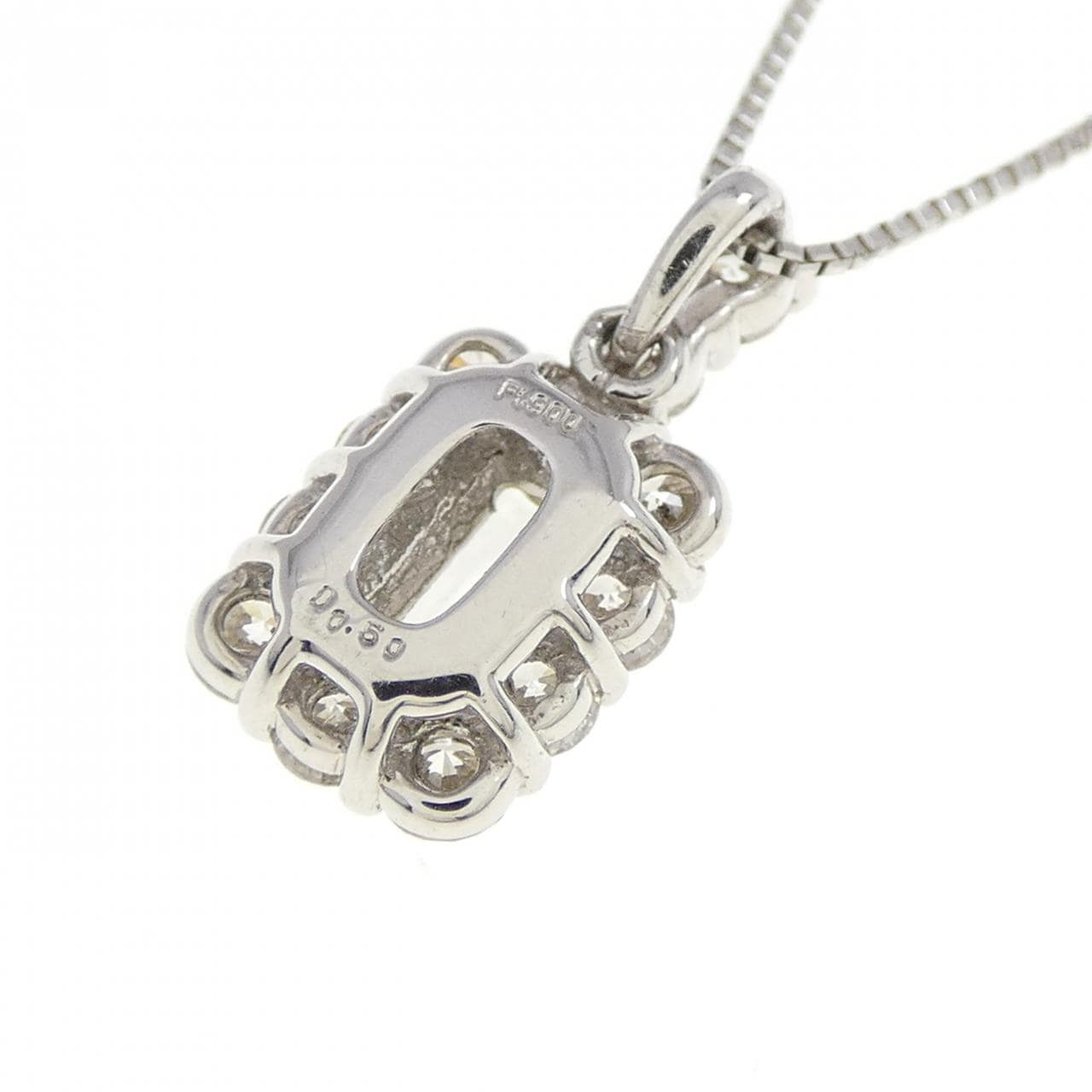 [BRAND NEW] PT900/PT850 Diamond Necklace 0.50CT