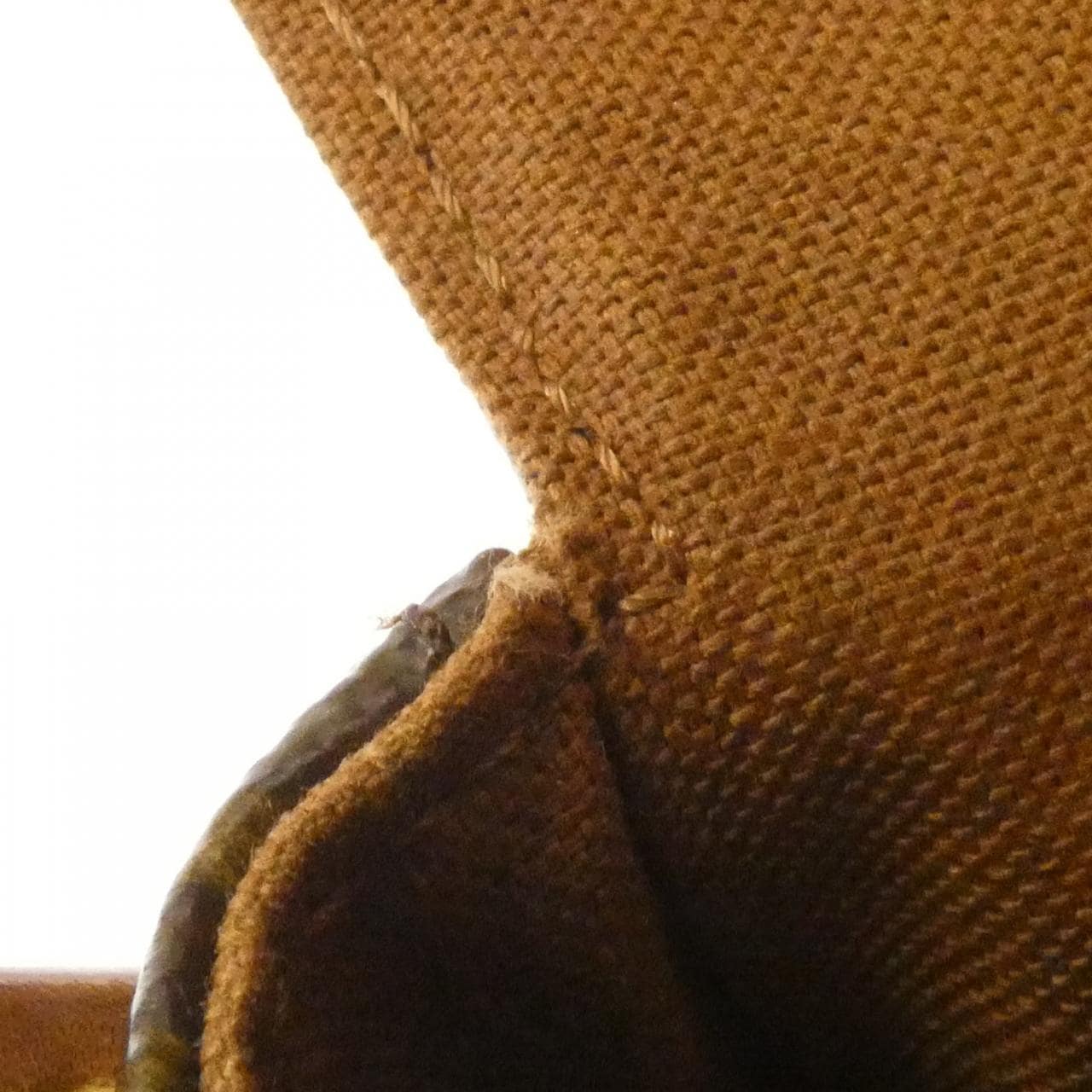 ルイヴィトン モノグラム ミニ ルーピング M51147 ショルダーバッグ