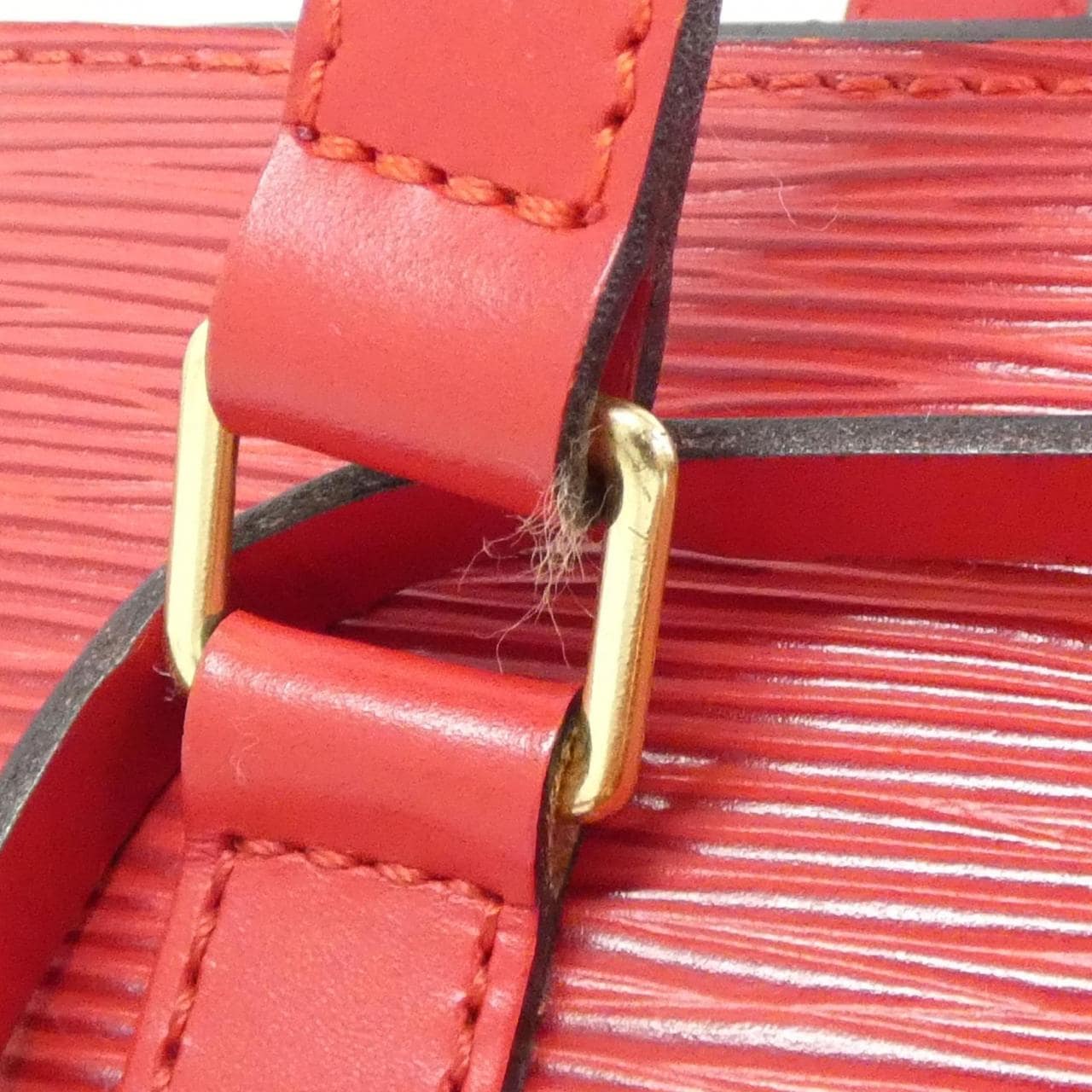 ルイヴィトン エピ スフロ M5222E バッグ