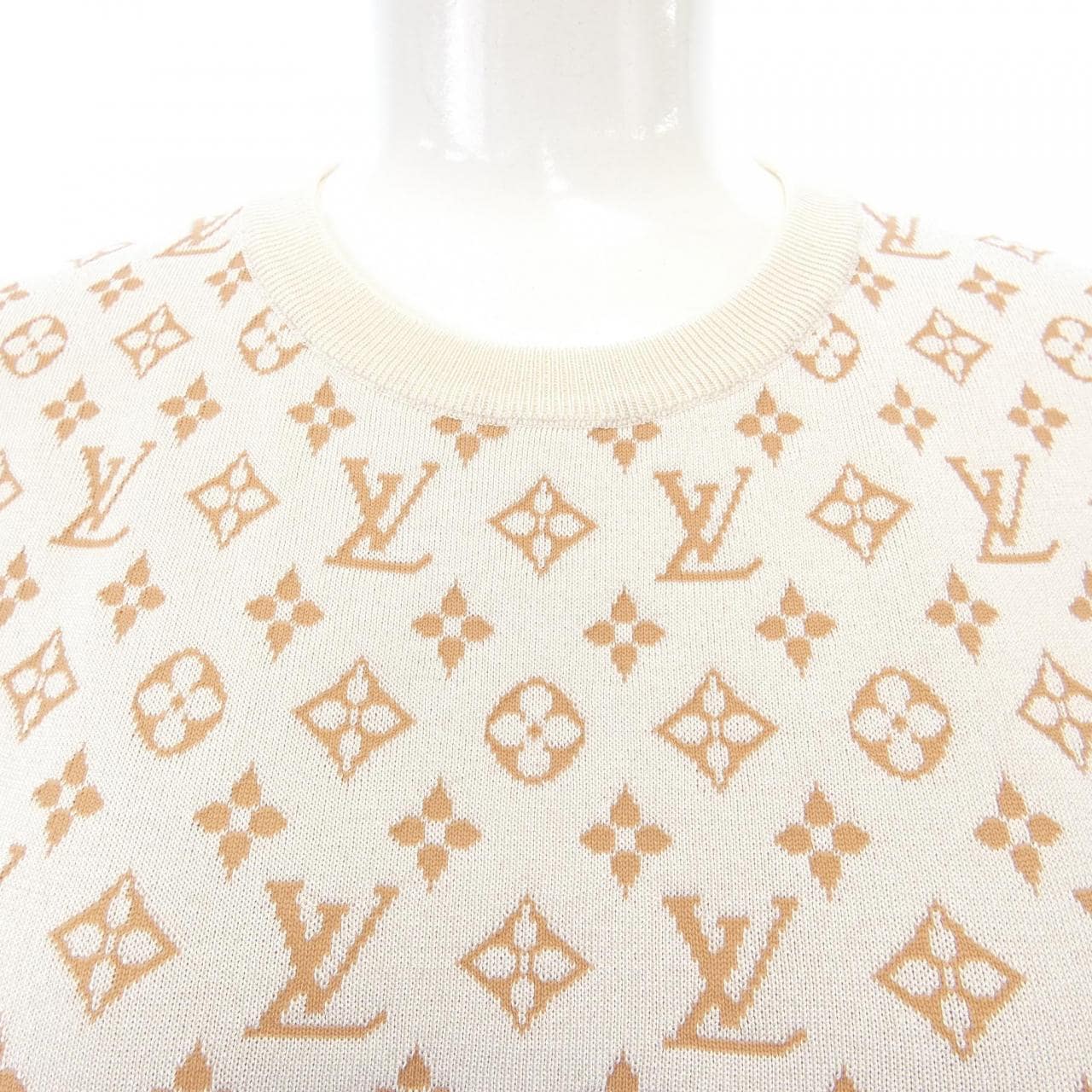 LOUIS VUITTON tops