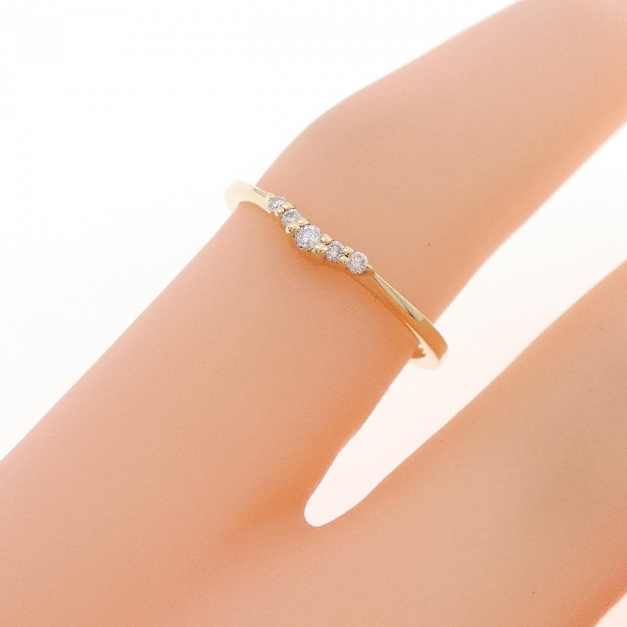 Ete钻石尾戒0.03 克拉