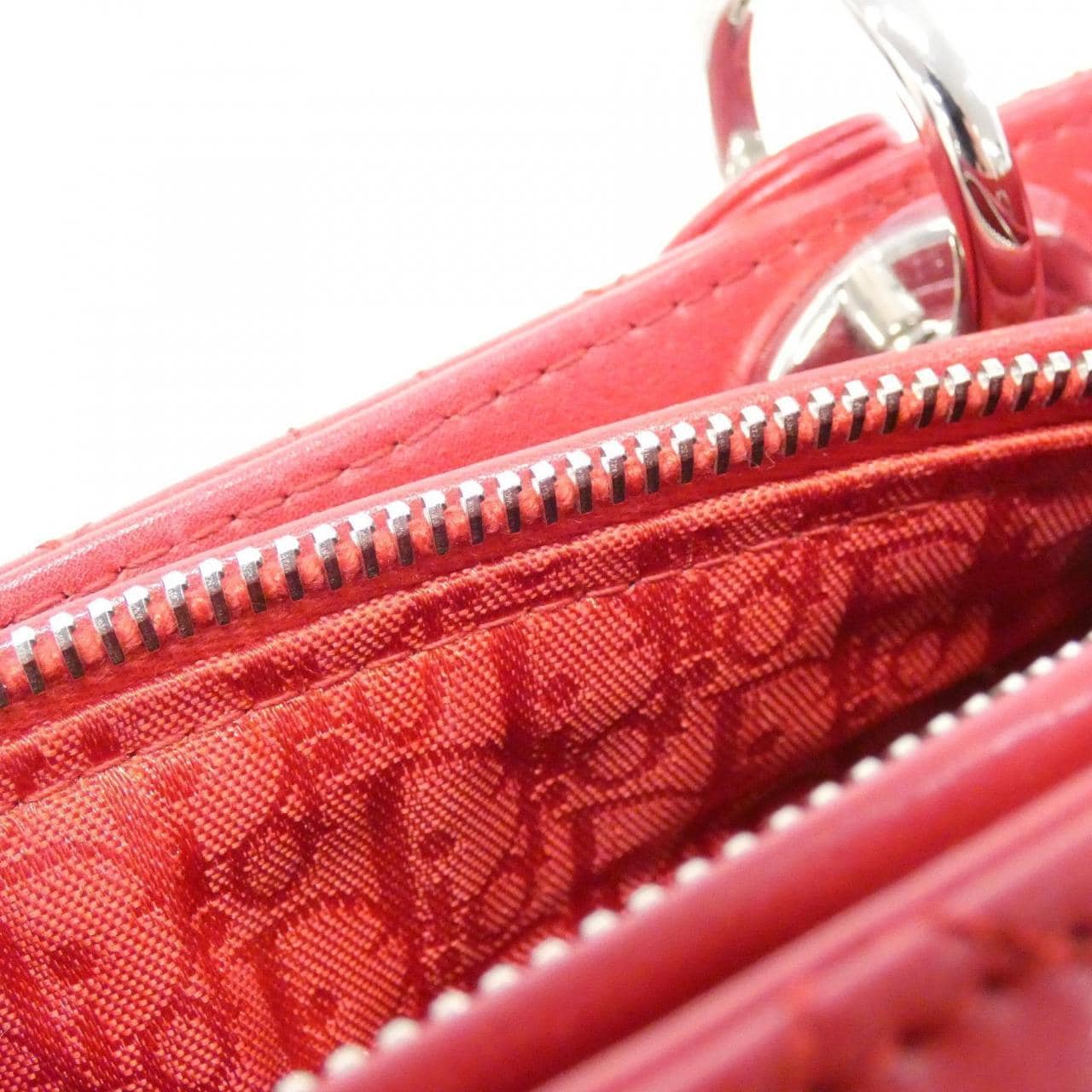 クリスチャンディオール レディ ディオール ミディアム M0550PCBH バッグ