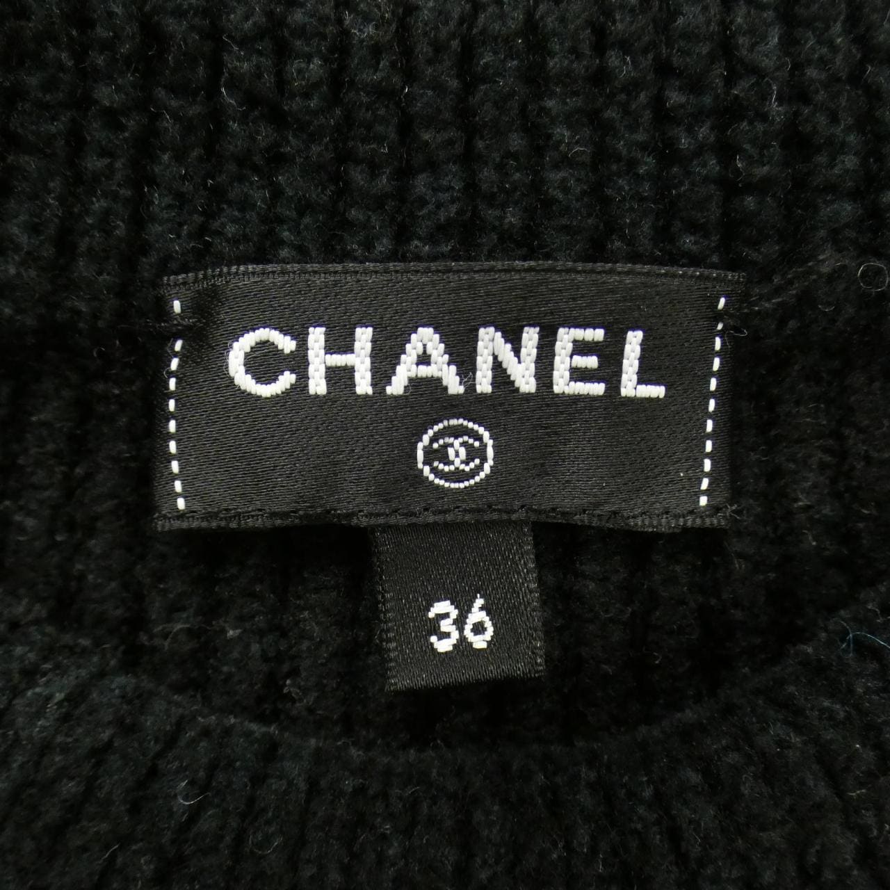 シャネル CHANEL P73495K10521 22B ニット