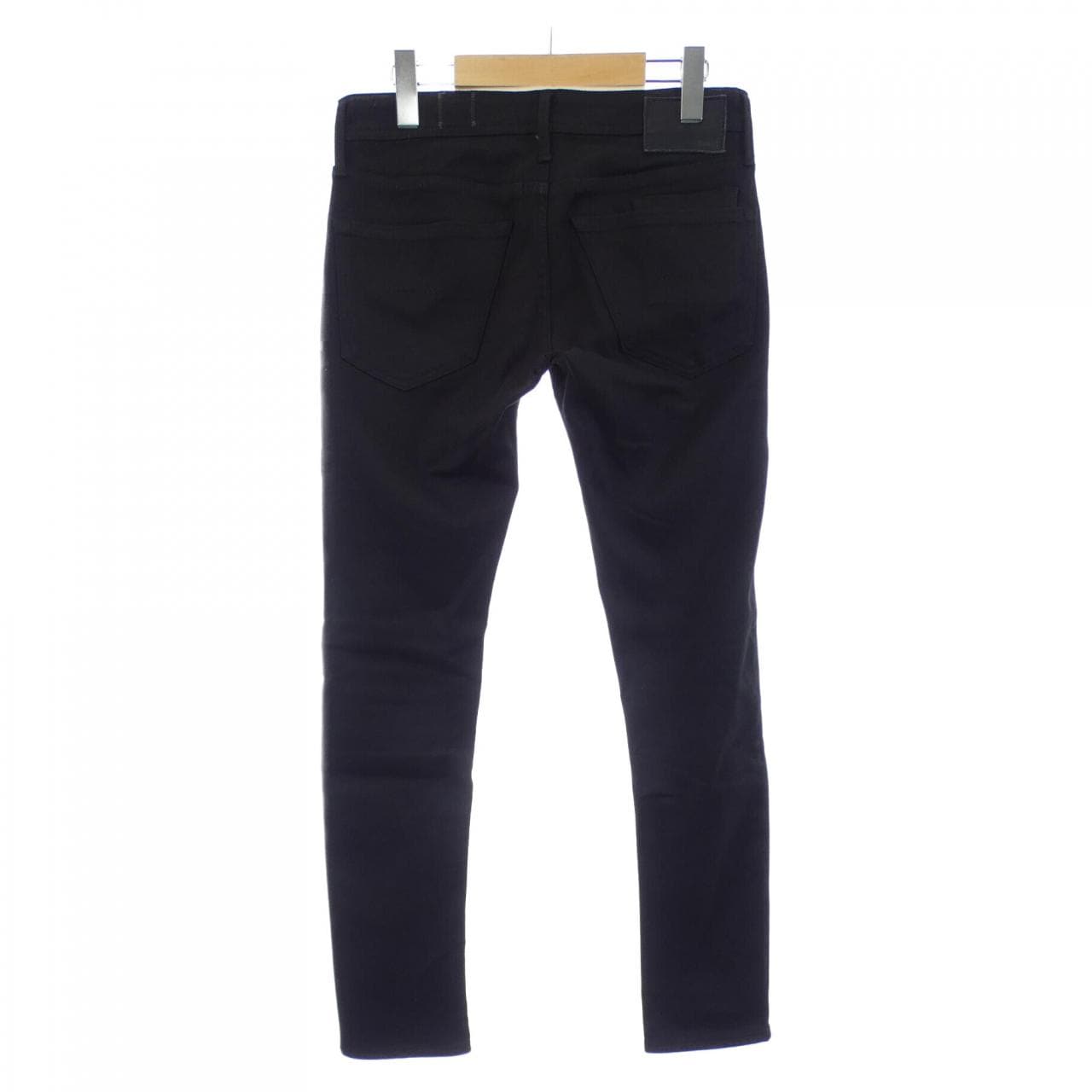 ヤヌーク YANUK NEIL パンツ