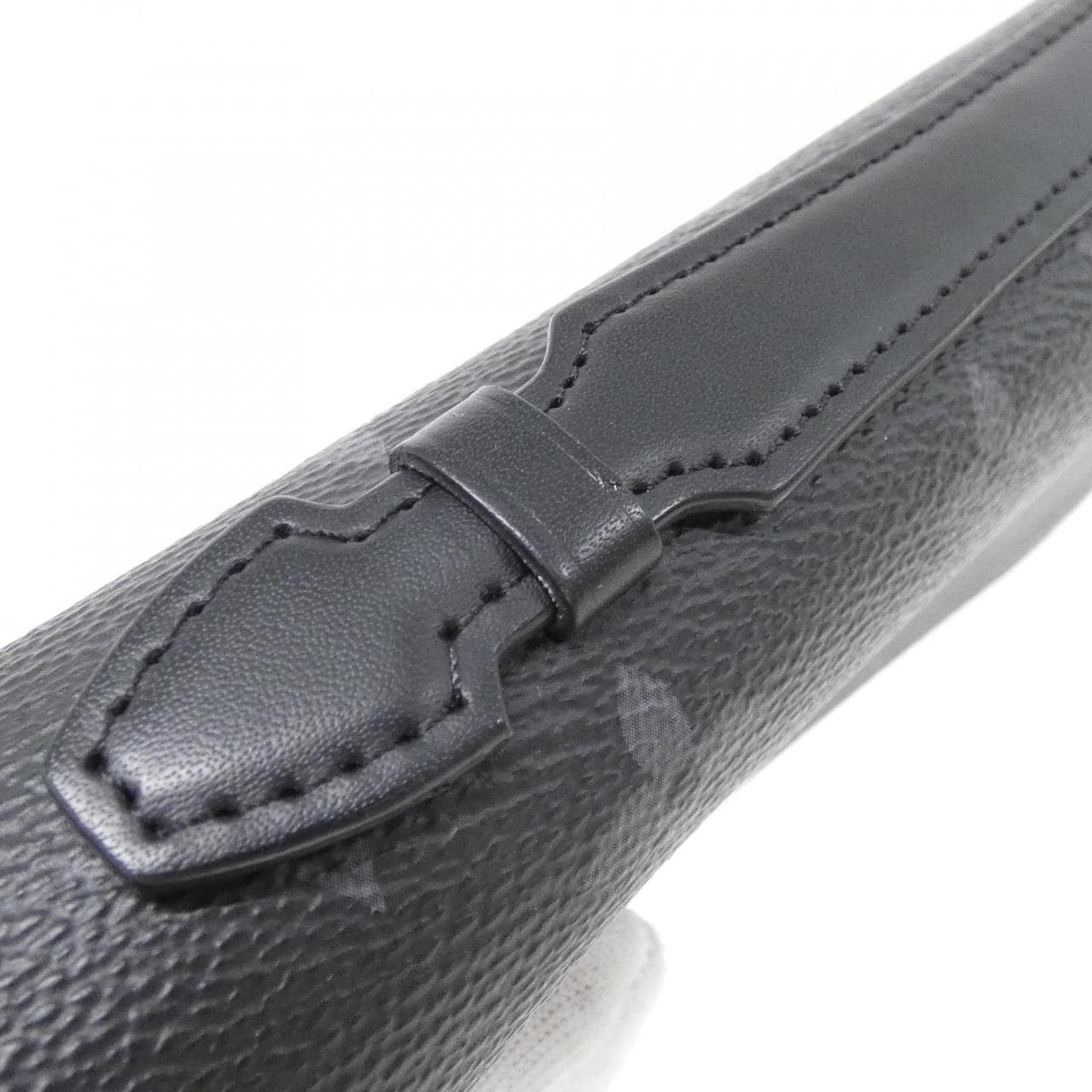 ルイヴィトン モノグラム エクリプス ジッピーXL M61698 財布