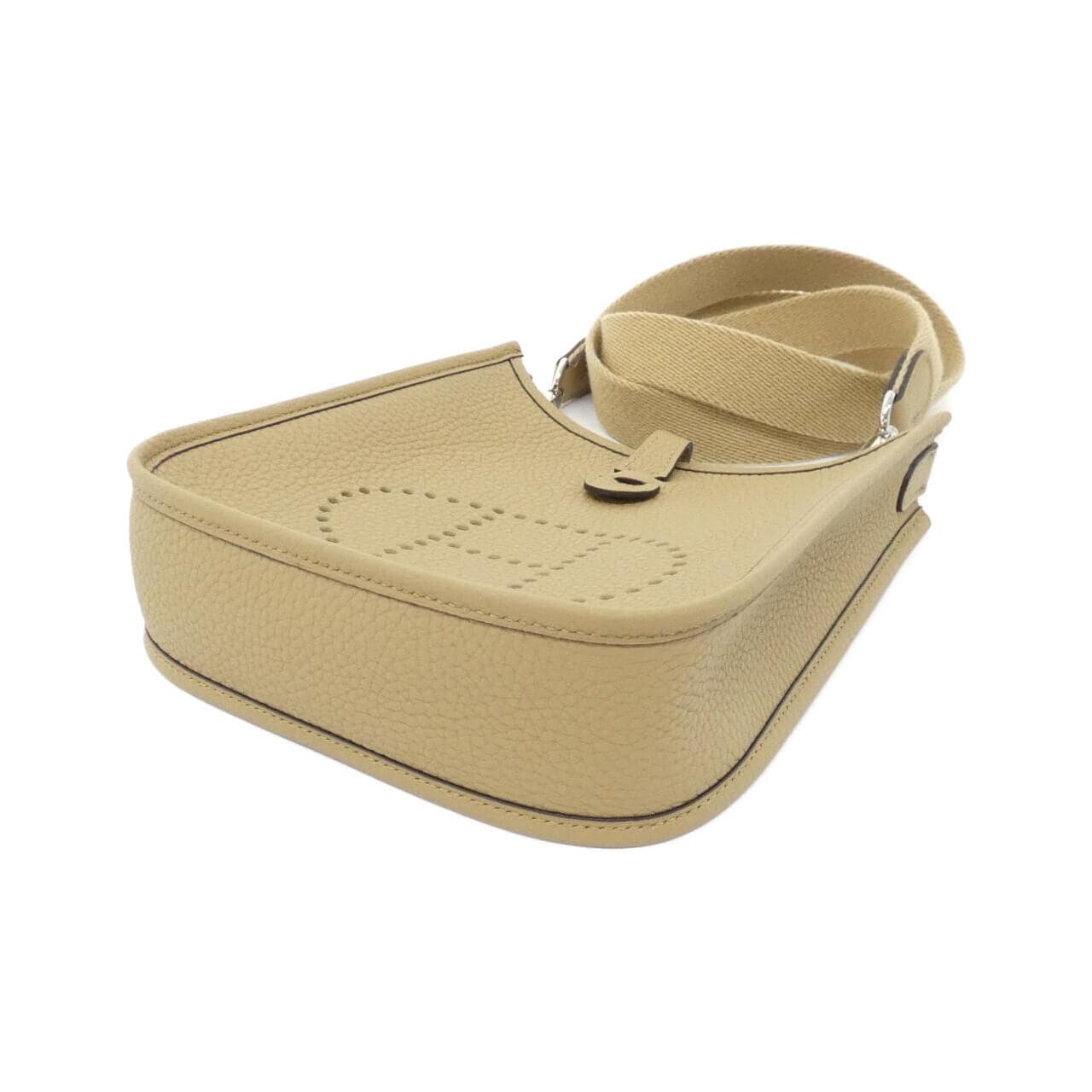 【未使用品】エルメス エヴリン アマゾン 16cm 069426CK ショルダーバッグ