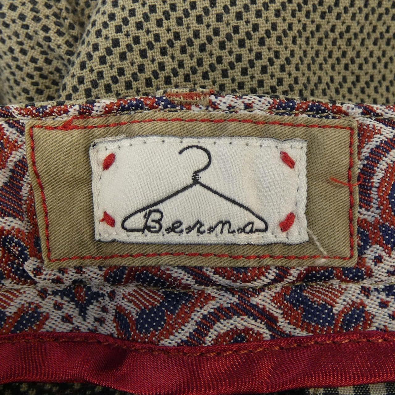 BERNA パンツ