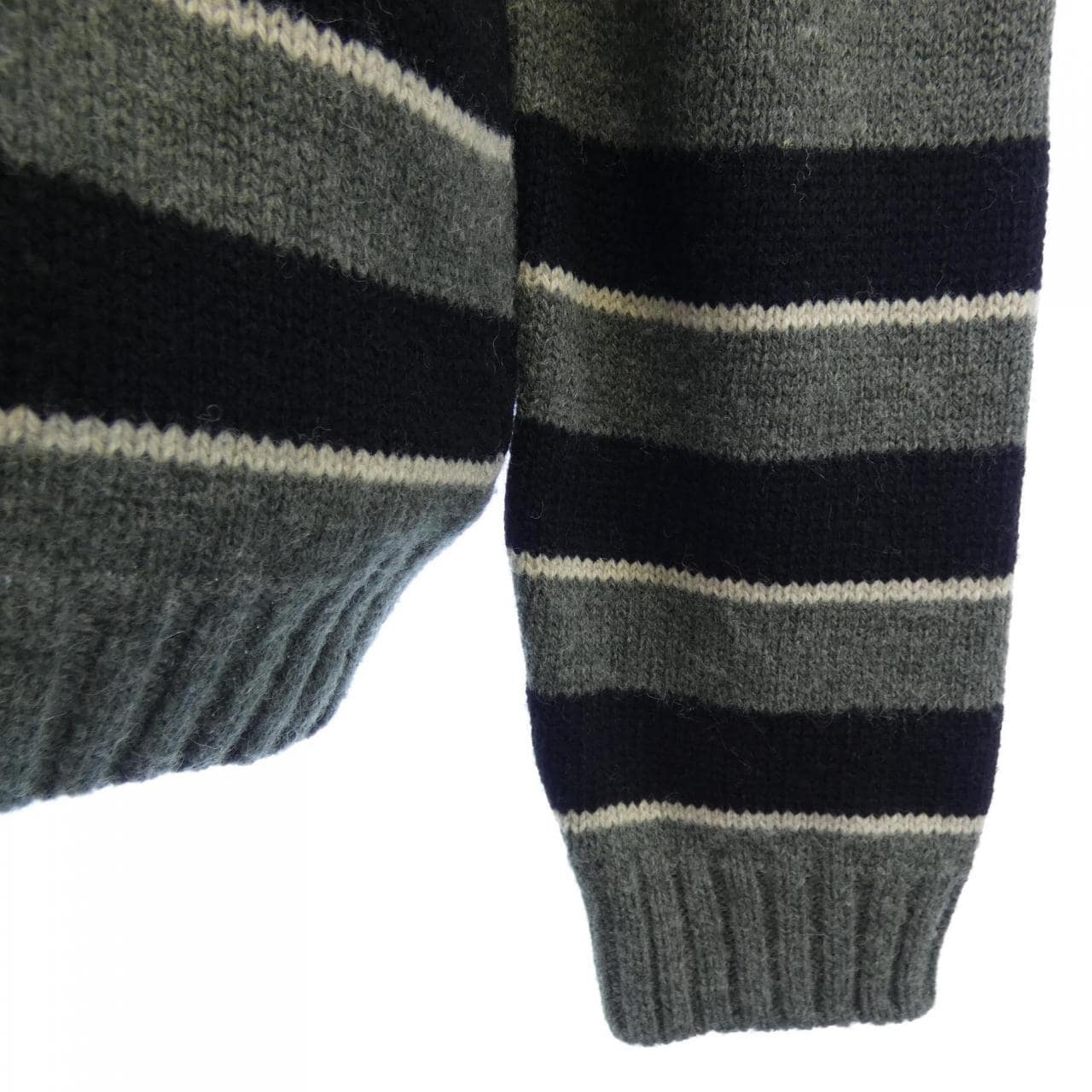 セリーヌ CELINE トリオンフ TRIOMPHE 2AE4B896T ニット