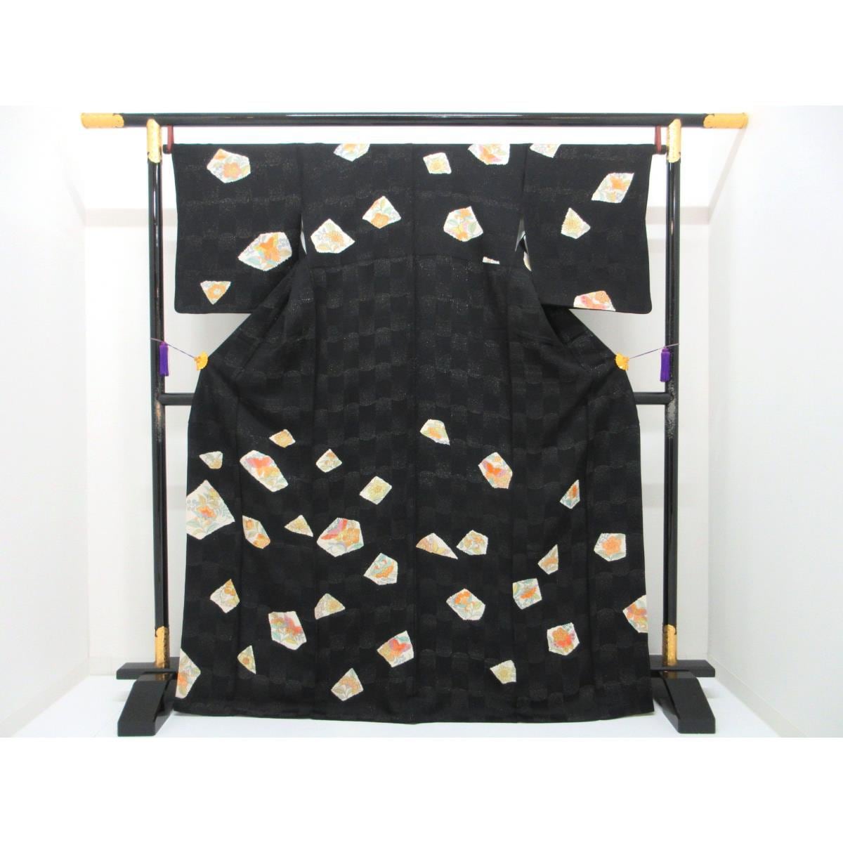 訪問着　銀通し友禅加工