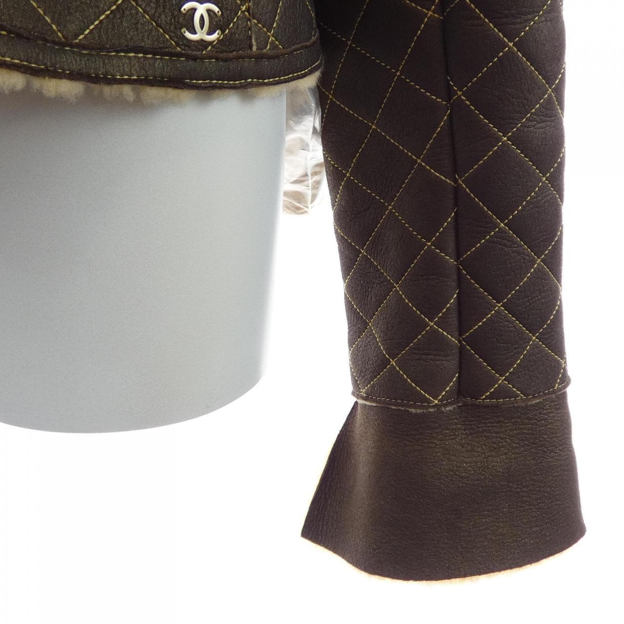【ヴィンテージ】シャネル CHANEL P23916V01629 04A ムートンジャケット
