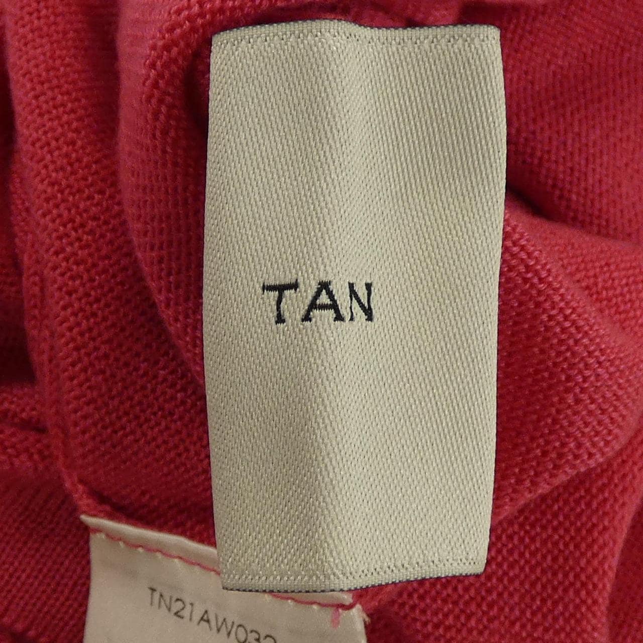 タン TAN ニット