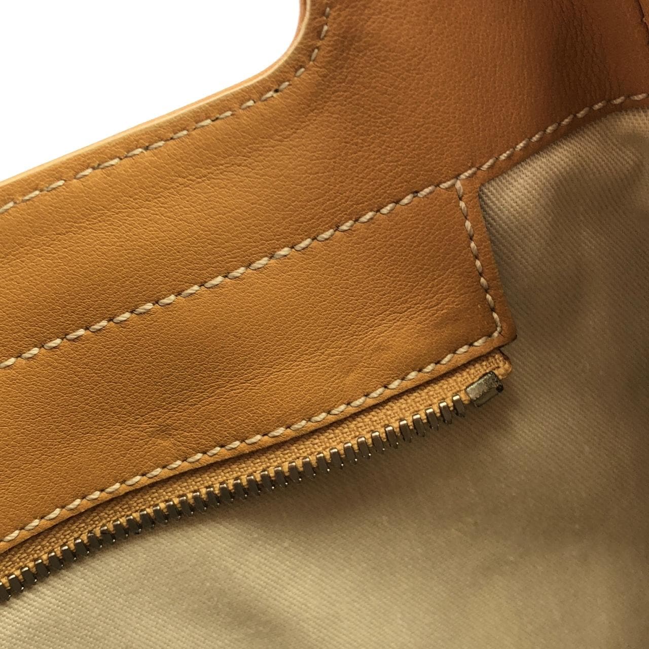 【ヴィンテージ】サルヴァトーレフェラガモ 21 4303 ショルダーバッグ