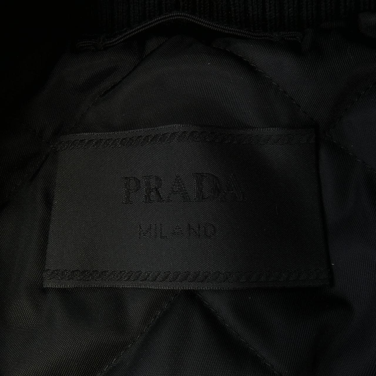 プラダ PRADA トライアングルロゴ SGC824 SOOO 1WQ8 ブルゾン