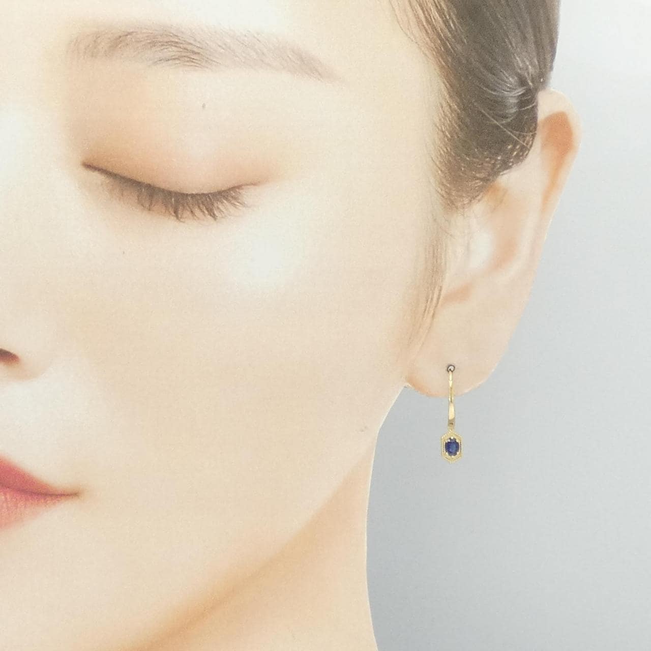 K10YG サファイヤ ピアス