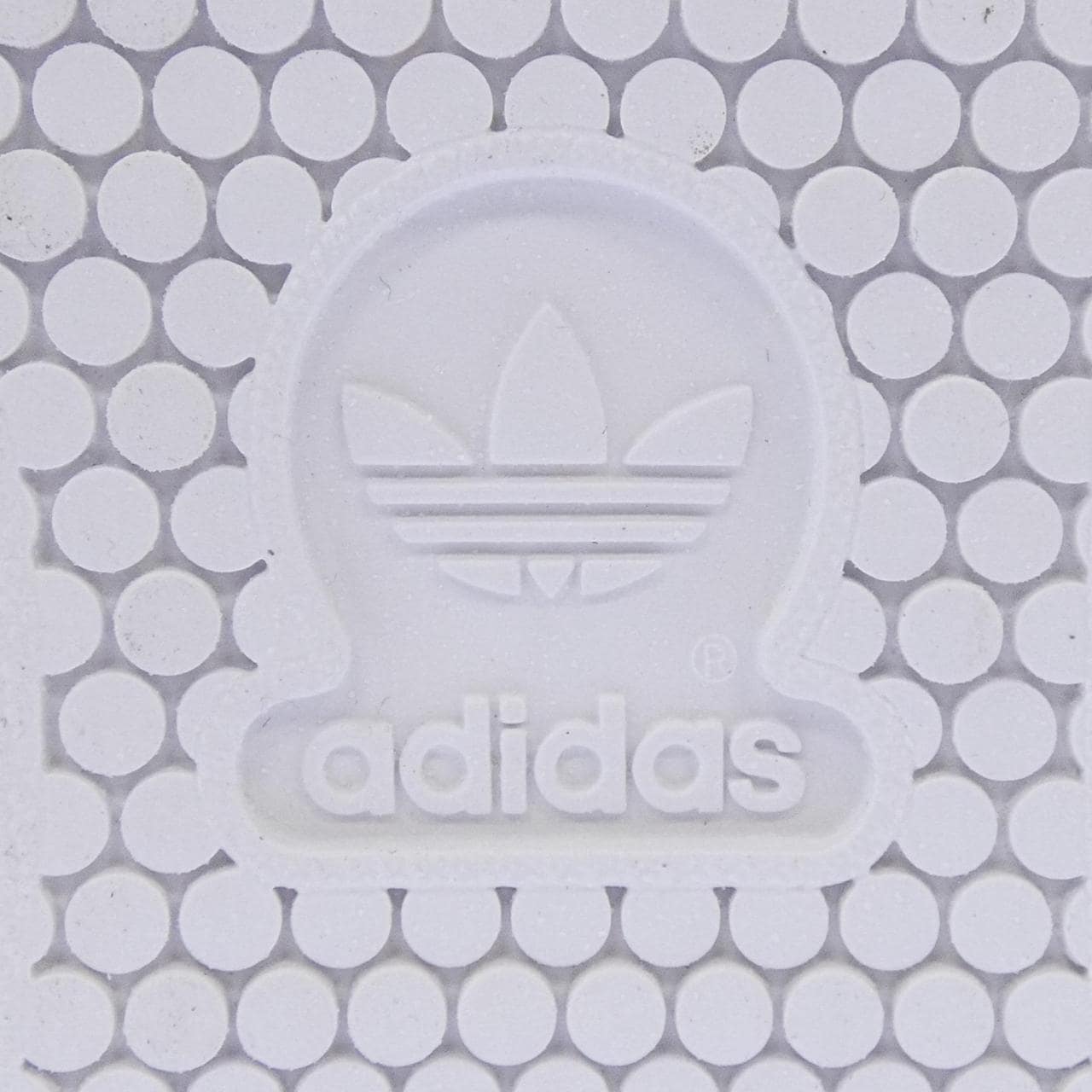 アディダス ADIDAS HP5579 スニーカー