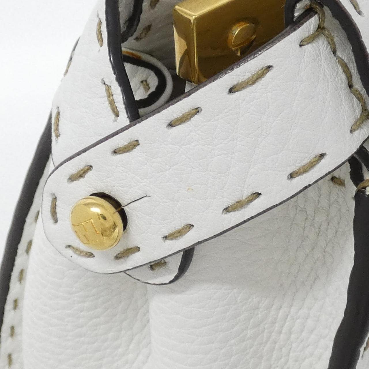 フェンディ SELLERIA ピーカブー 8BN290 SFR バッグ